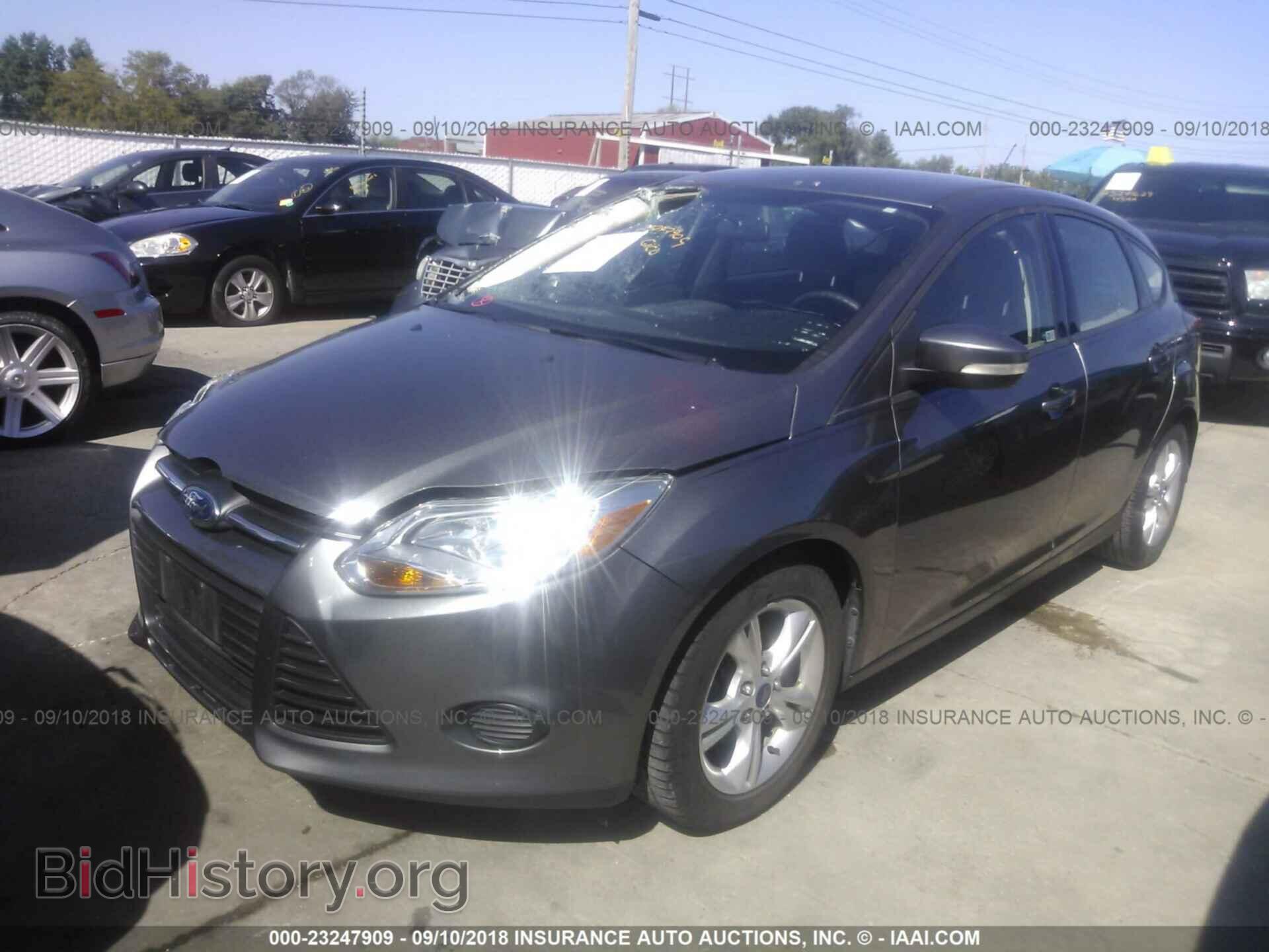 2013 Ford Focus - VIN: 1FADP3K20DL158216 - Фото 2