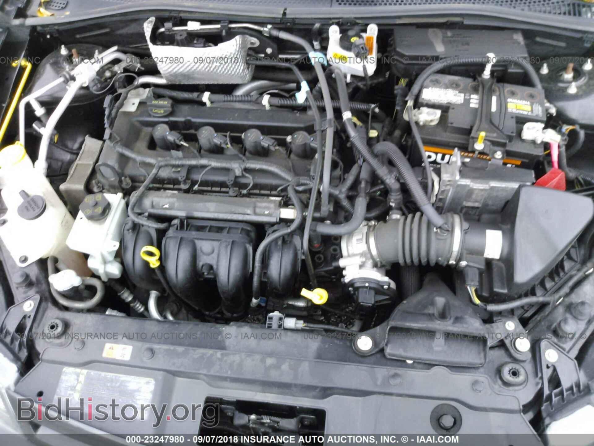 2011 Ford Focus - VIN: 1FAHP3GN2BW176572 - Фото 10
