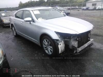 2013 Lexus LS 460, silver — VIN JTHCL5EF8D5017411, IAAI