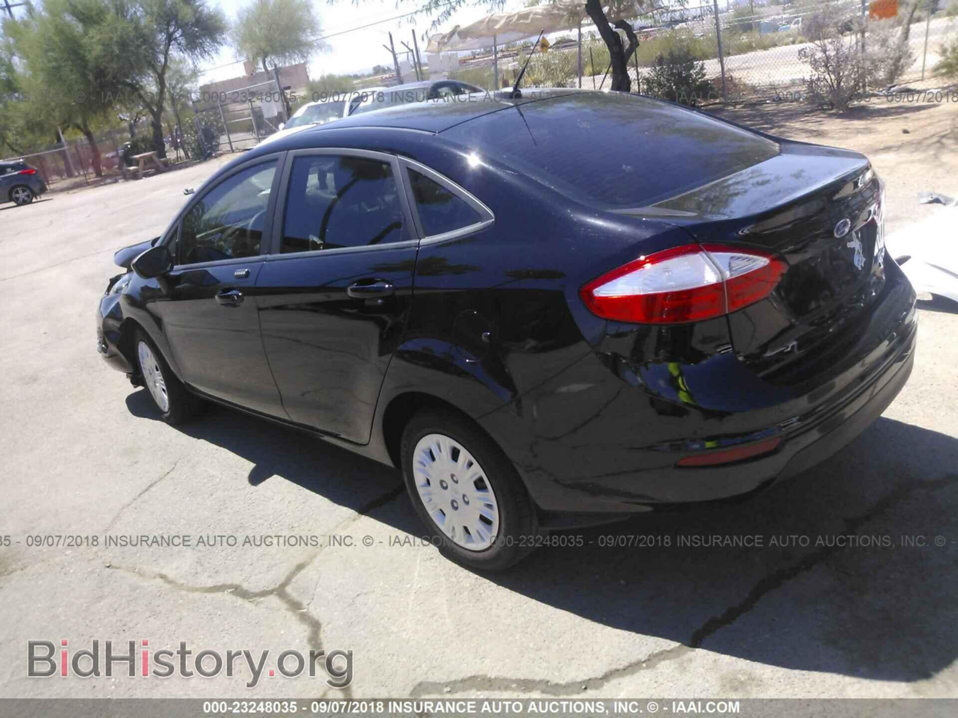 2018 Ford Fiesta - VIN: 3FADP4AJ2JM126523 - Фото 3