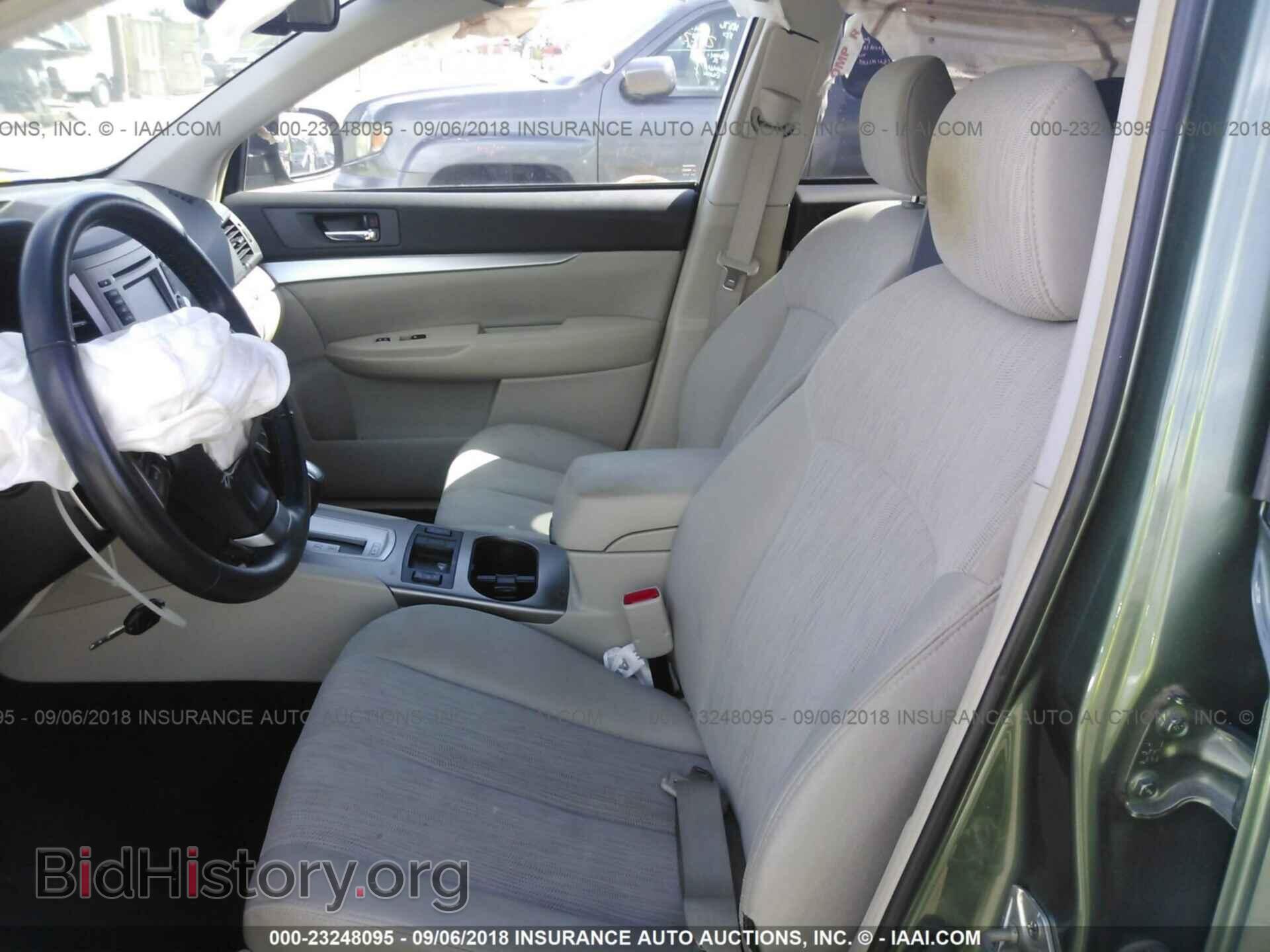 2014 Subaru Outback - VIN: 4S4BRCCC4E3219129 - Фото 8