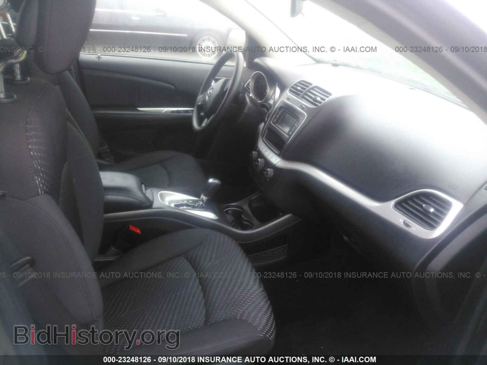 2017 Dodge Journey - VIN: 3C4PDCBG4HT530548 - Photo 5