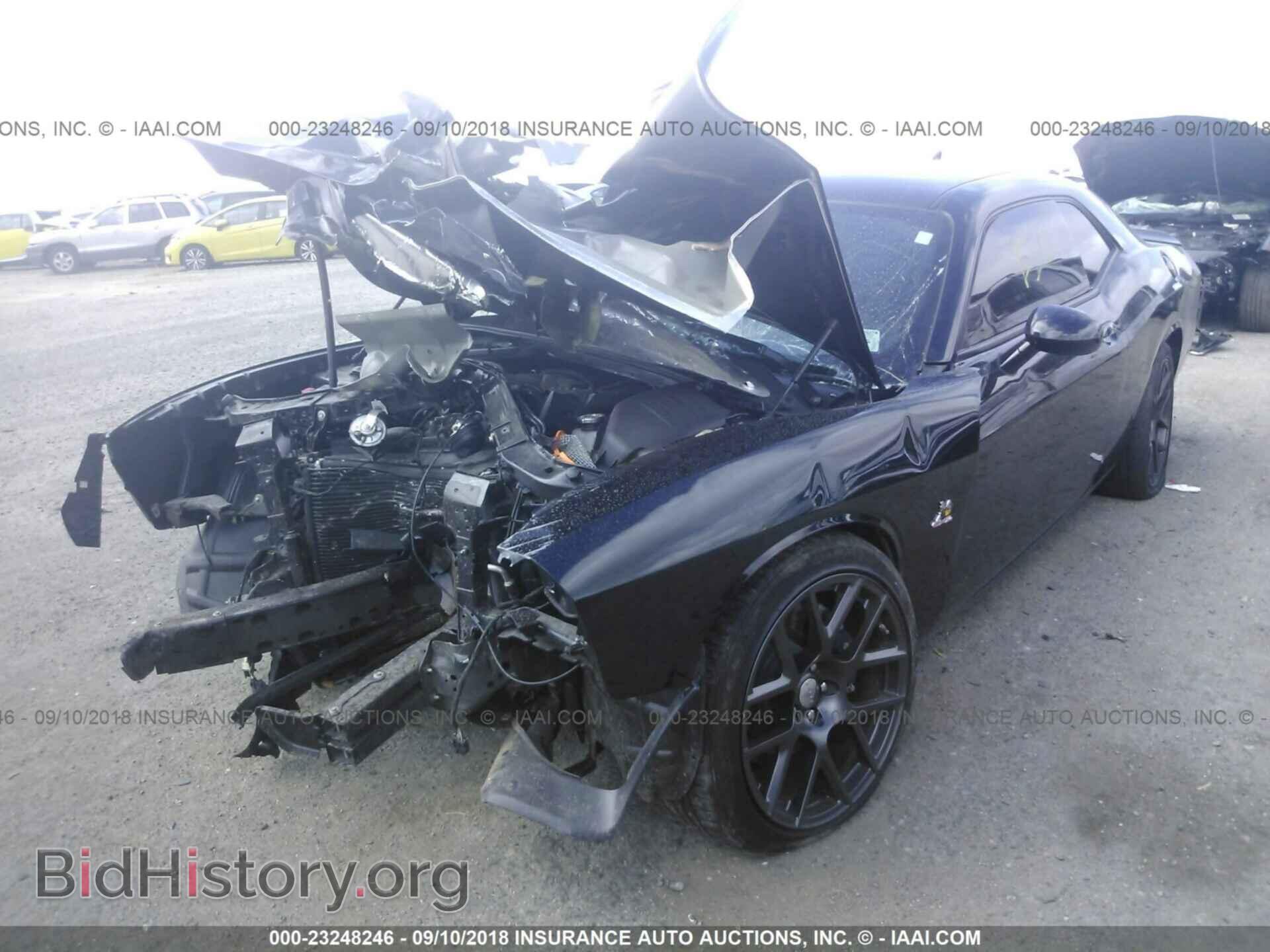 2016 Dodge Challenger - VIN: 2C3CDZFJ8GH202701 - Фото 2