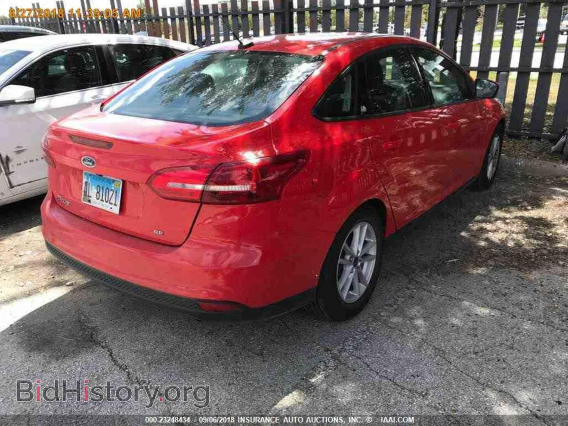 2017 Ford Focus - VIN: 1FADP3F2XHL248232 - Photo 14