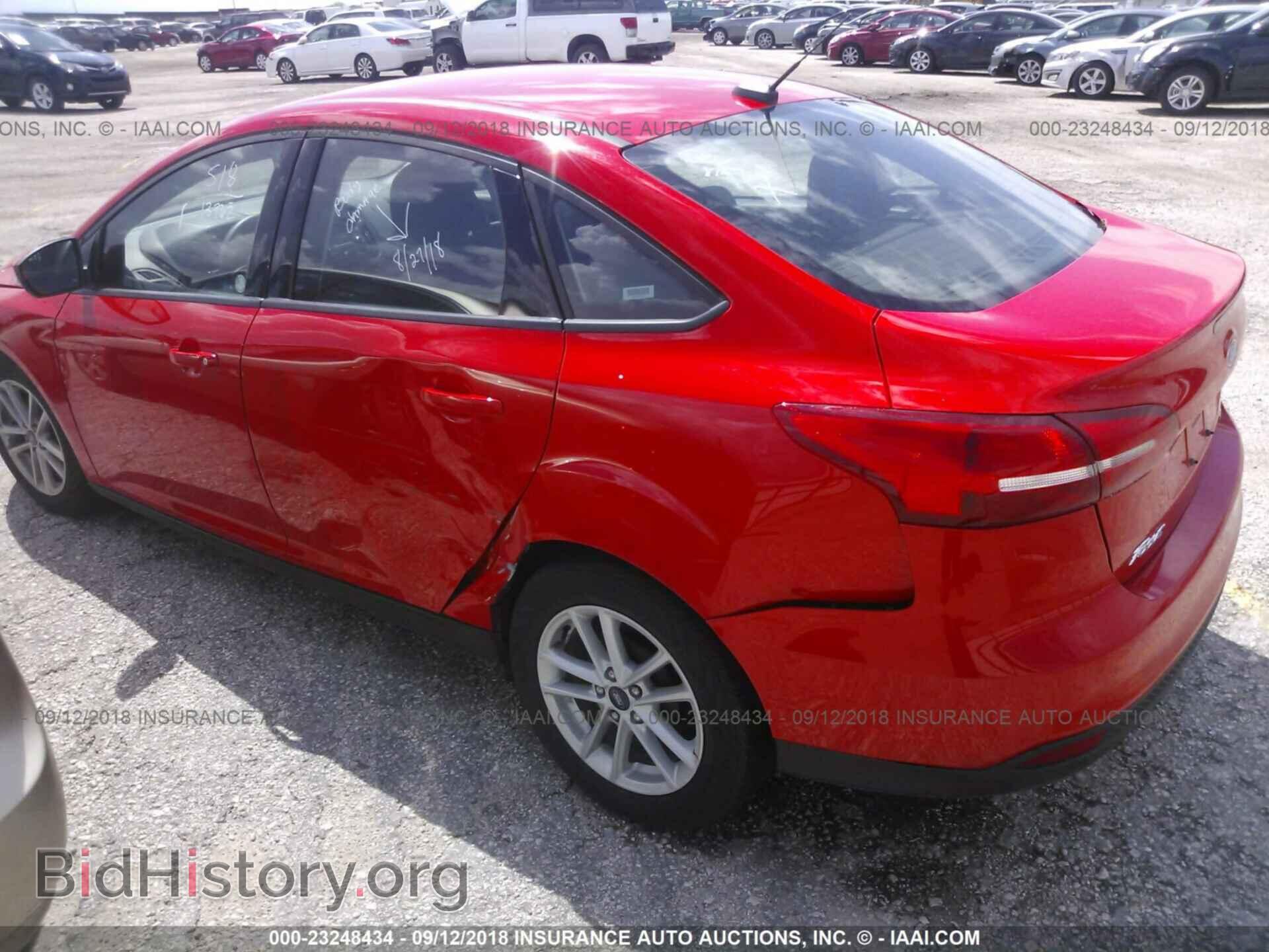 2017 Ford Focus - VIN: 1FADP3F2XHL248232 - Photo 3