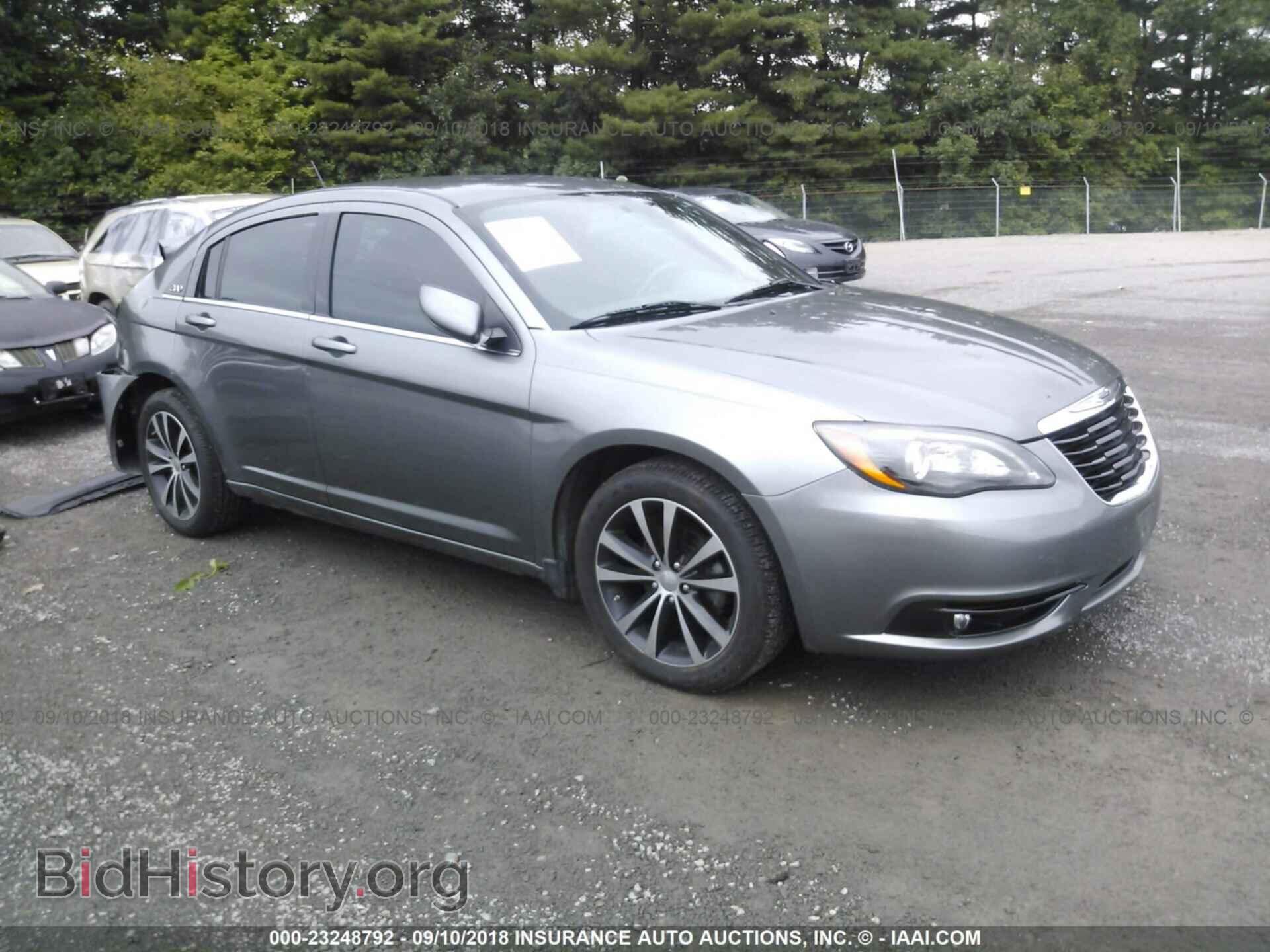 Photo 1C3CCBBB5DN513465 - Chrysler 200 2013