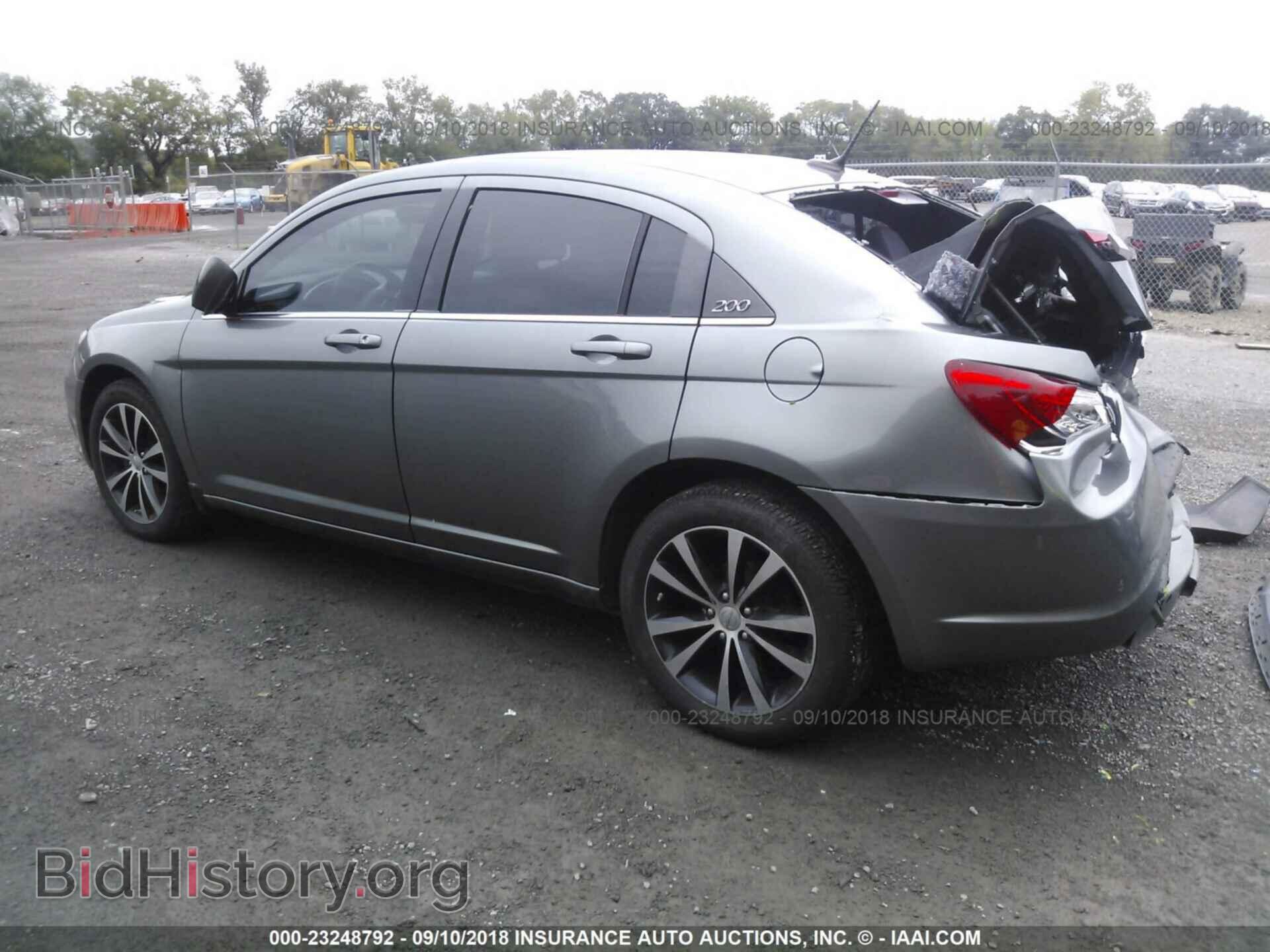 2013 Chrysler 200 - VIN: 1C3CCBBB5DN513465 - Photo 3