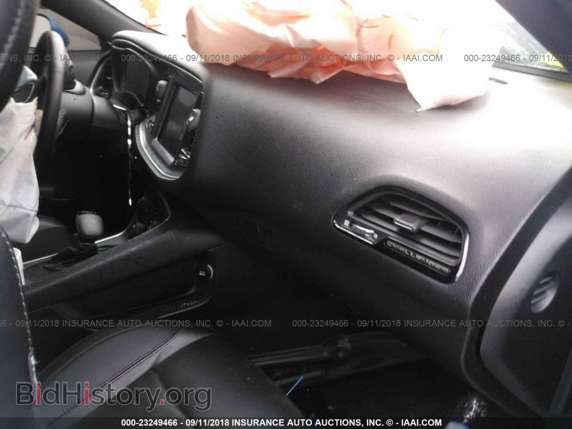2016 Dodge Challenger - VIN: 2C3CDZAG4GH131654 - Photo 5