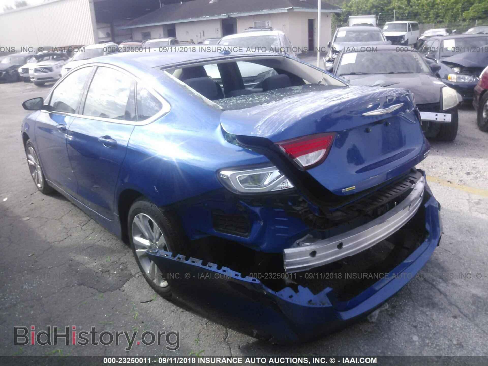 2016 Chrysler 200 - VIN: 1C3CCCAB1GN110854 - Photo 3