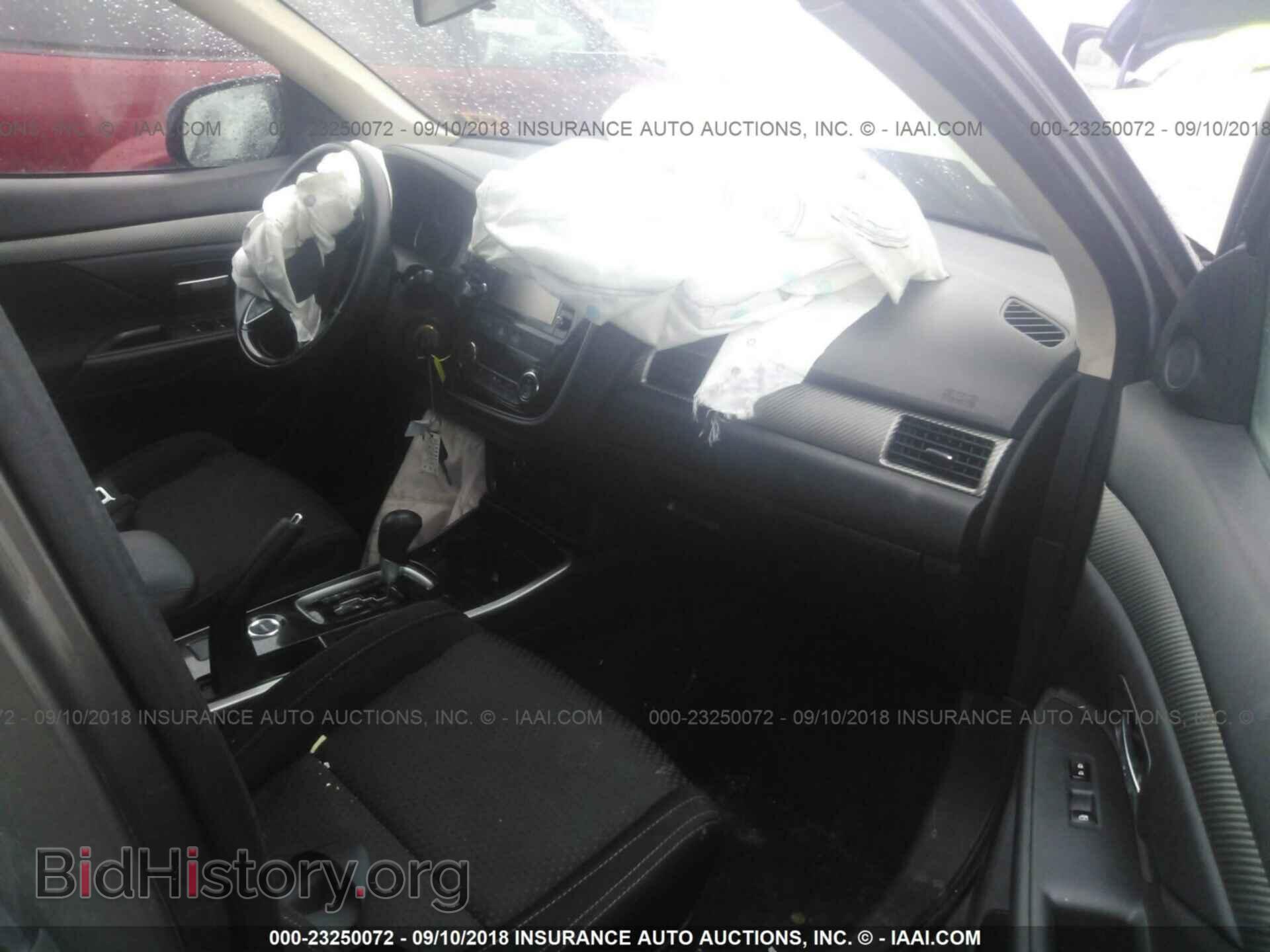 2017 Mitsubishi Outlander - VIN: JA4AZ2A31HZ016370 - Фото 5
