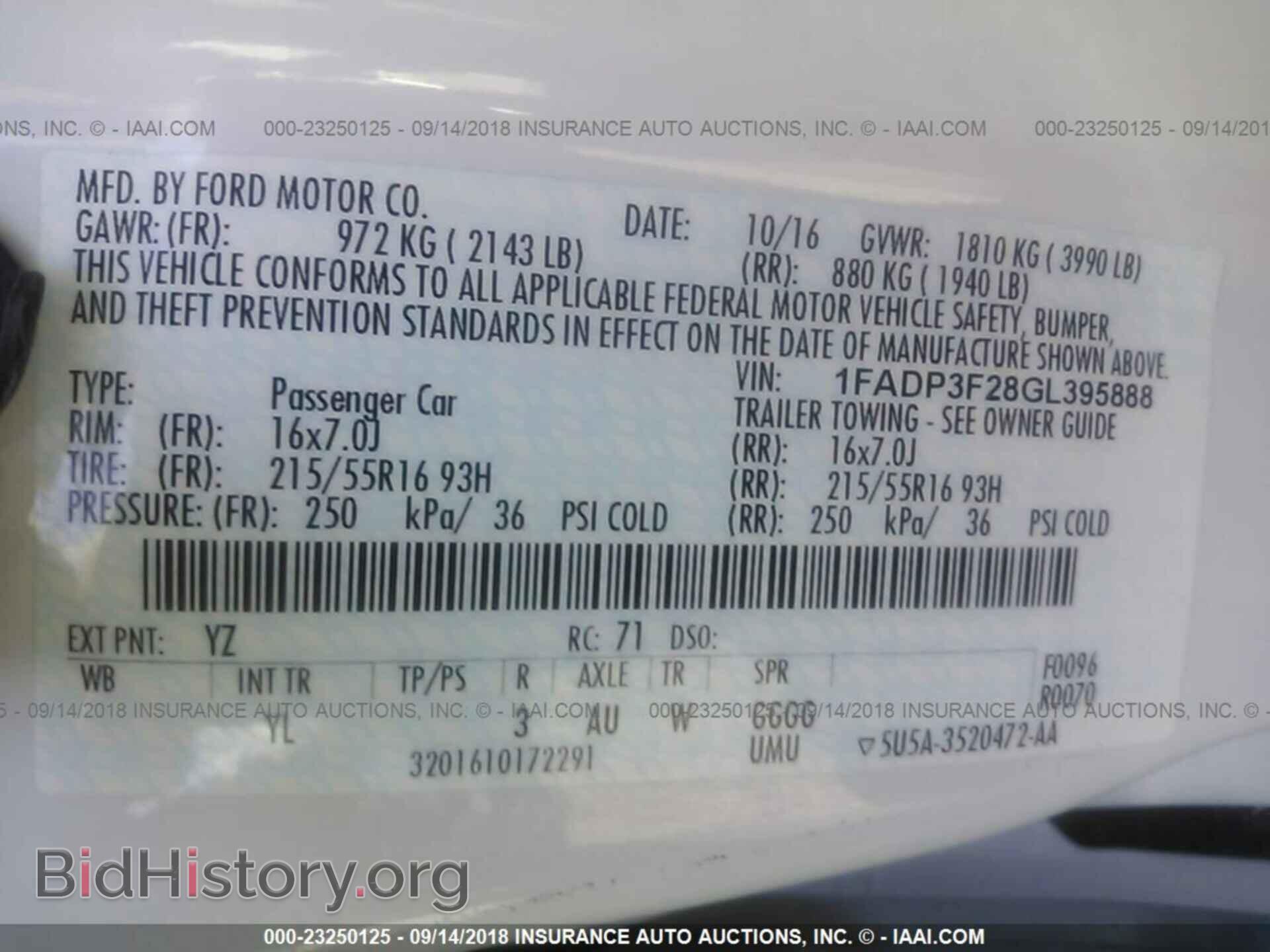 2016 Ford Focus - VIN: 1FADP3F28GL395888 - Photo 9