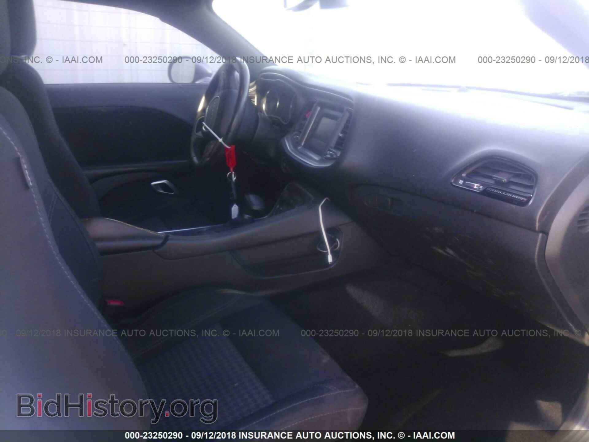 2016 Dodge Challenger - VIN: 2C3CDZAG1GH336896 - Photo 5
