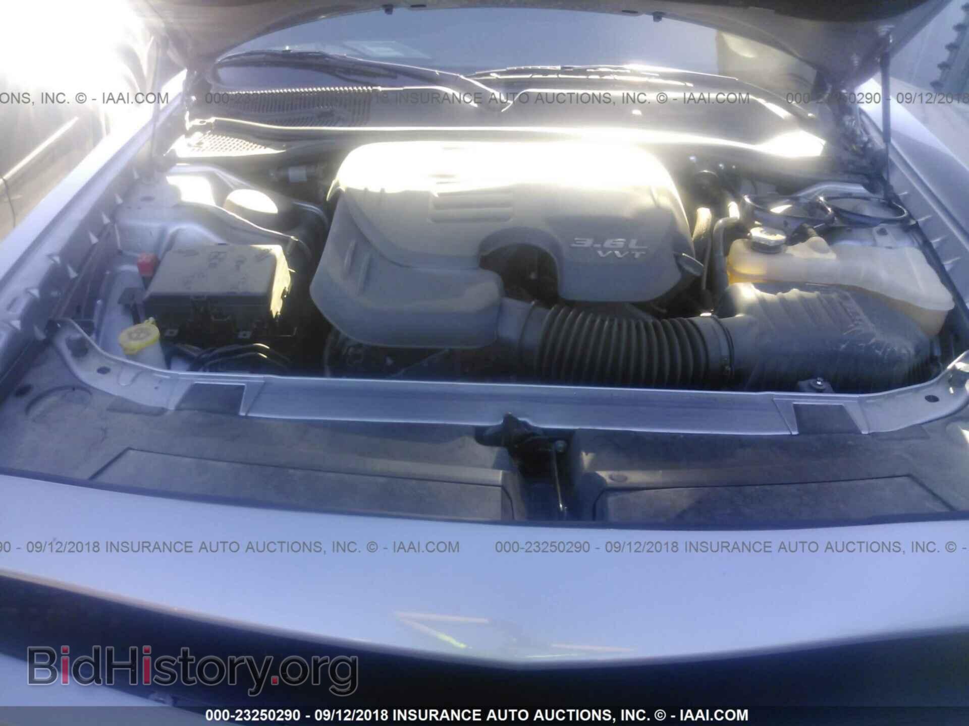 2016 Dodge Challenger - VIN: 2C3CDZAG1GH336896 - Photo 10