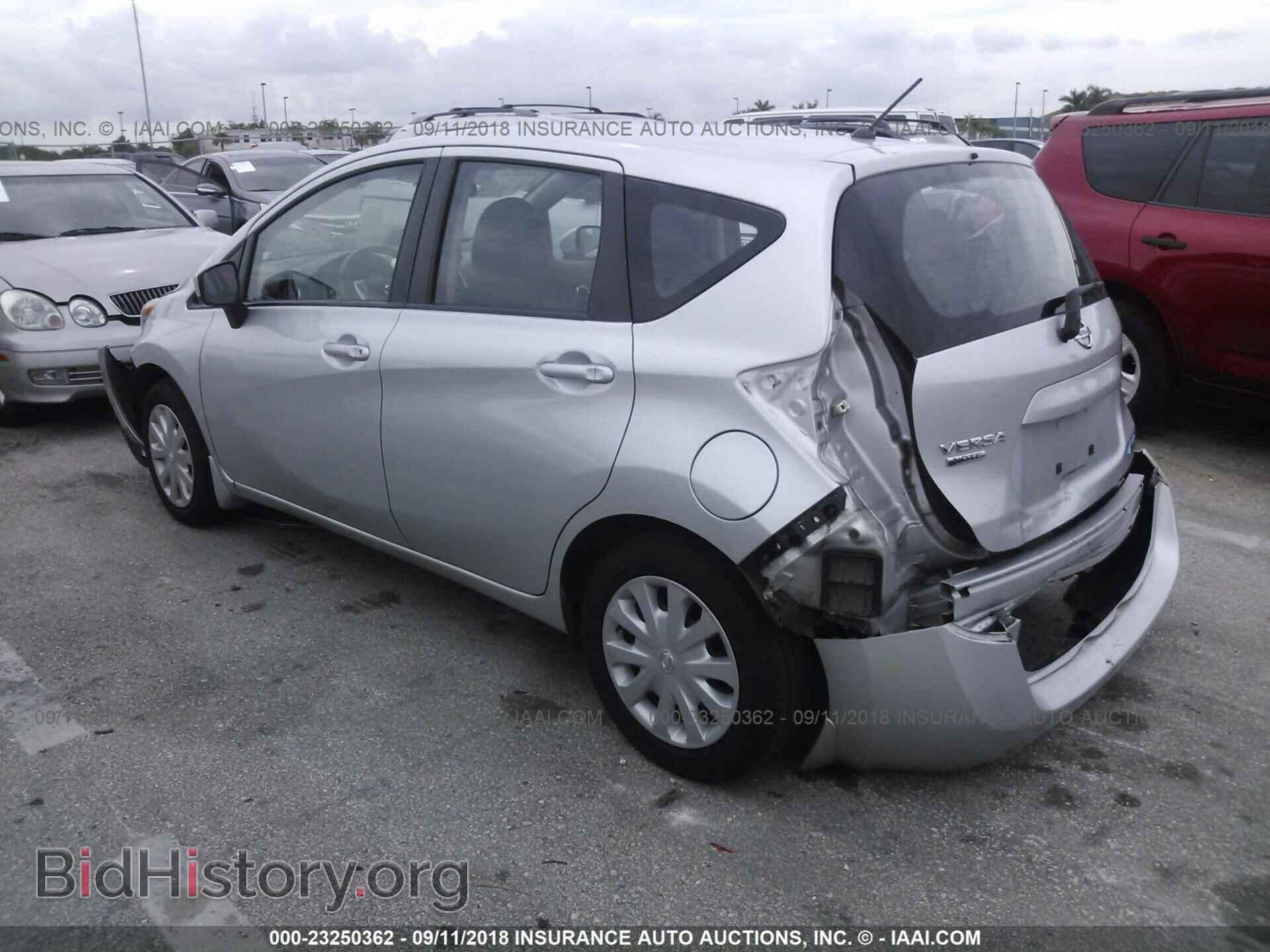 2015 Nissan Versa note - VIN: 3N1CE2CP5FL356963 - Photo 3