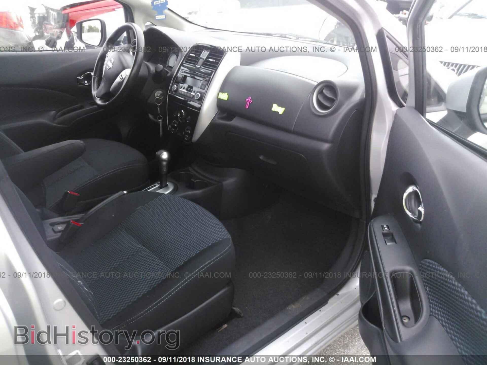 2015 Nissan Versa note - VIN: 3N1CE2CP5FL356963 - Photo 5
