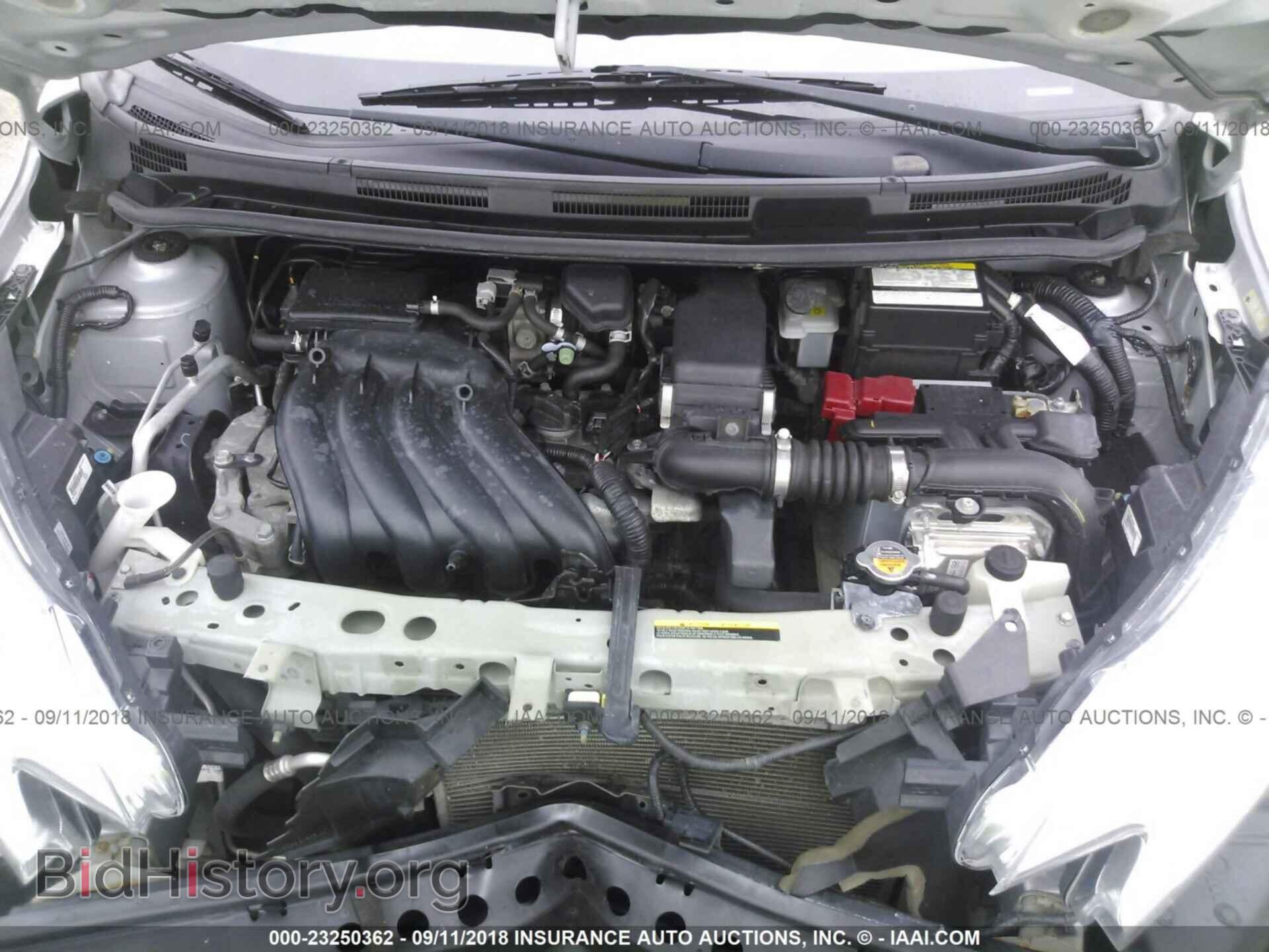 2015 Nissan Versa note - VIN: 3N1CE2CP5FL356963 - Photo 10