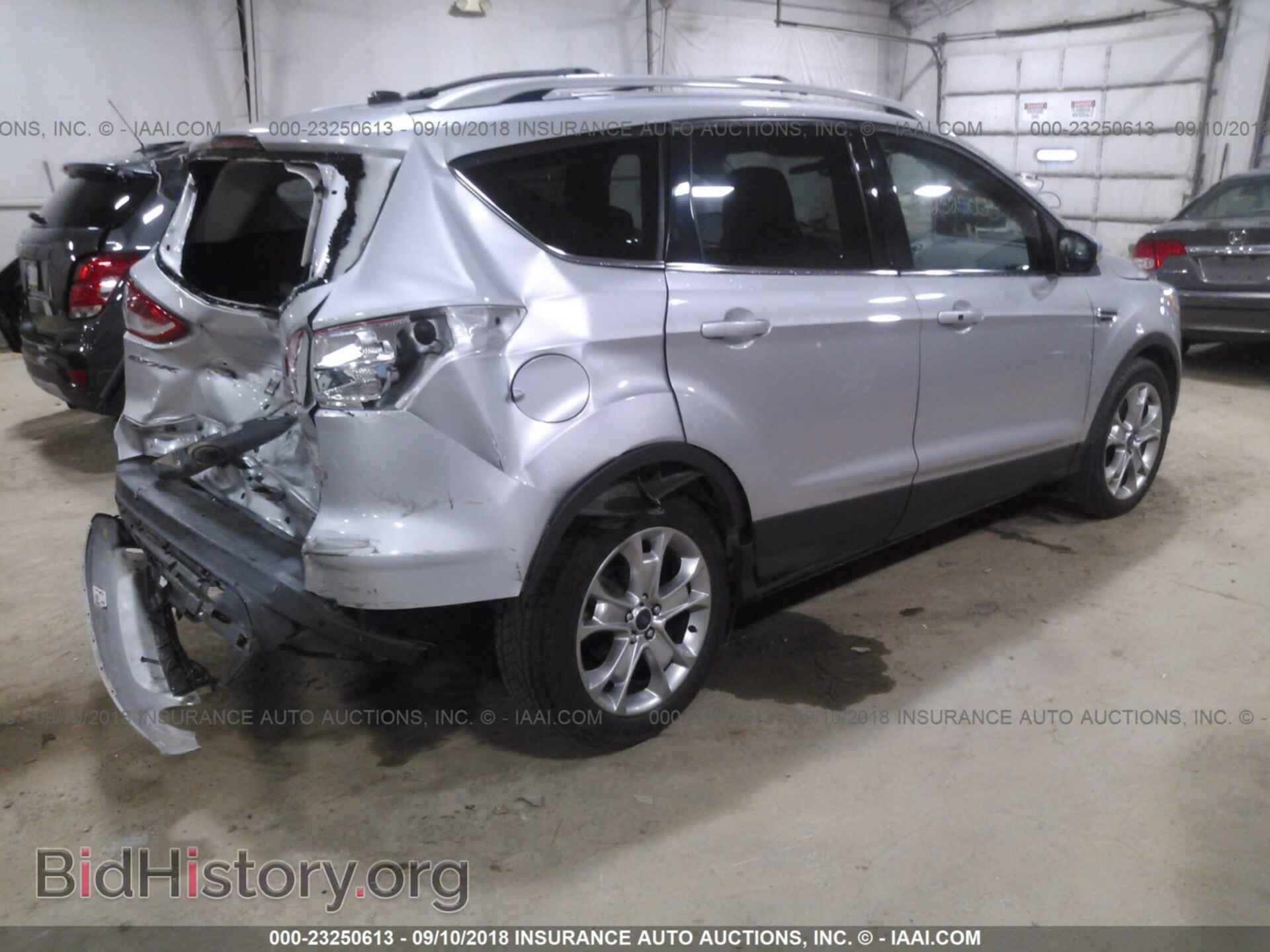 2014 Ford Escape - VIN: 1FMCU9J97EUC82541 - Photo 4