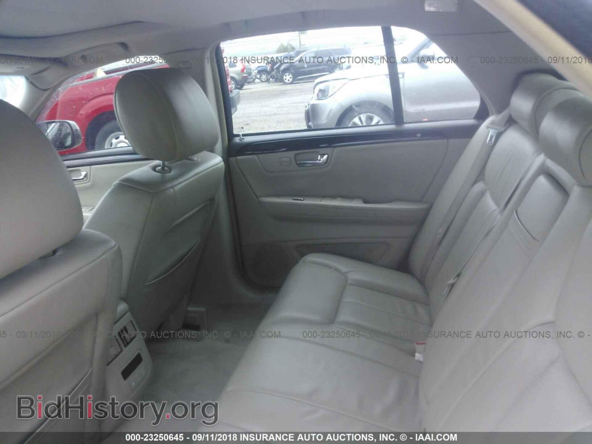 2011 Cadillac Dts - VIN: 1G6KH5E6XBU112170 - Фото 8