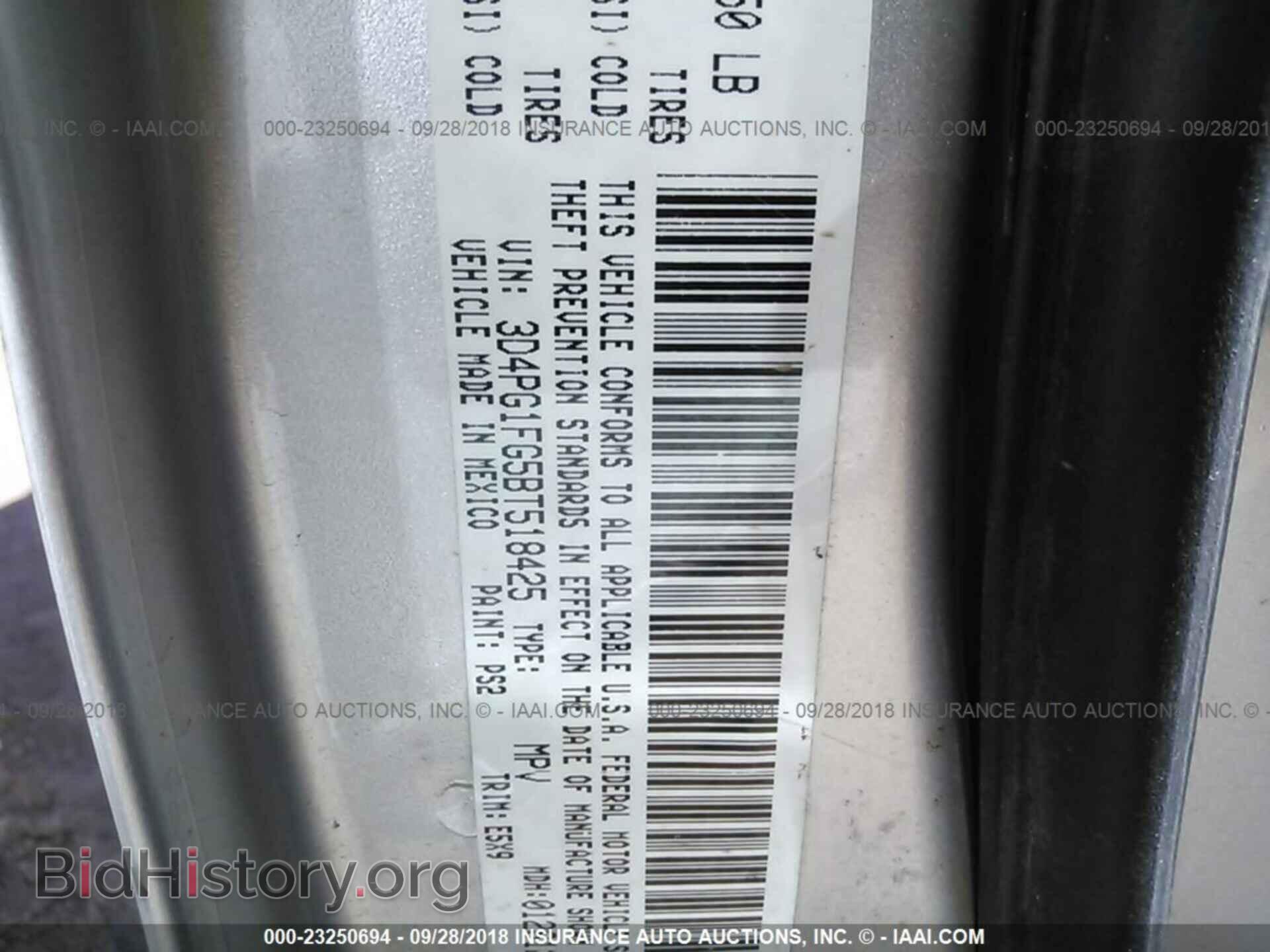 2011 Dodge Journey - VIN: 3D4PG1FG5BT518425 - Photo 9