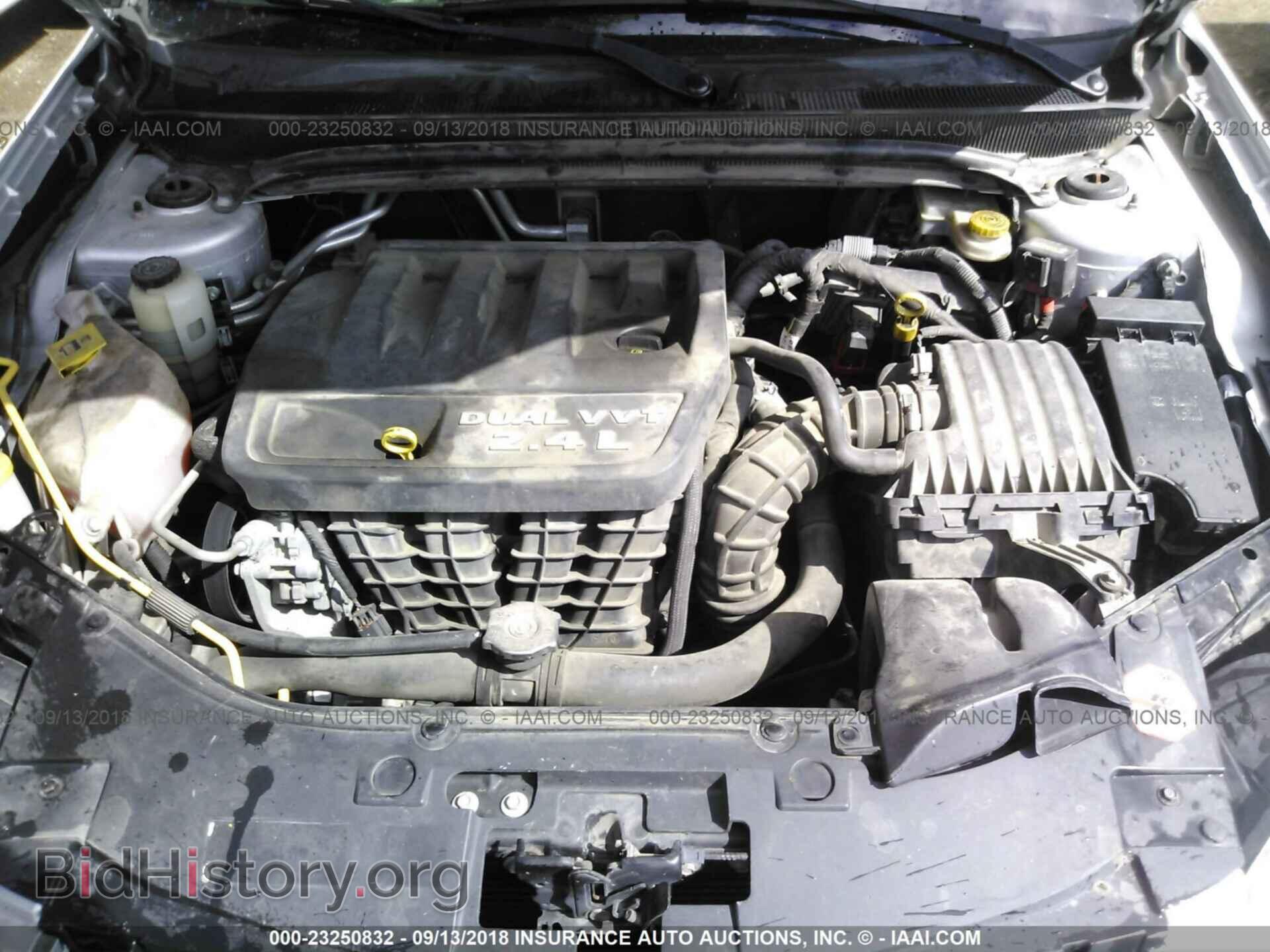 2012 CHRYSLER 200 - VIN: 1C3CCBAB4CN180062 - Фото 10
