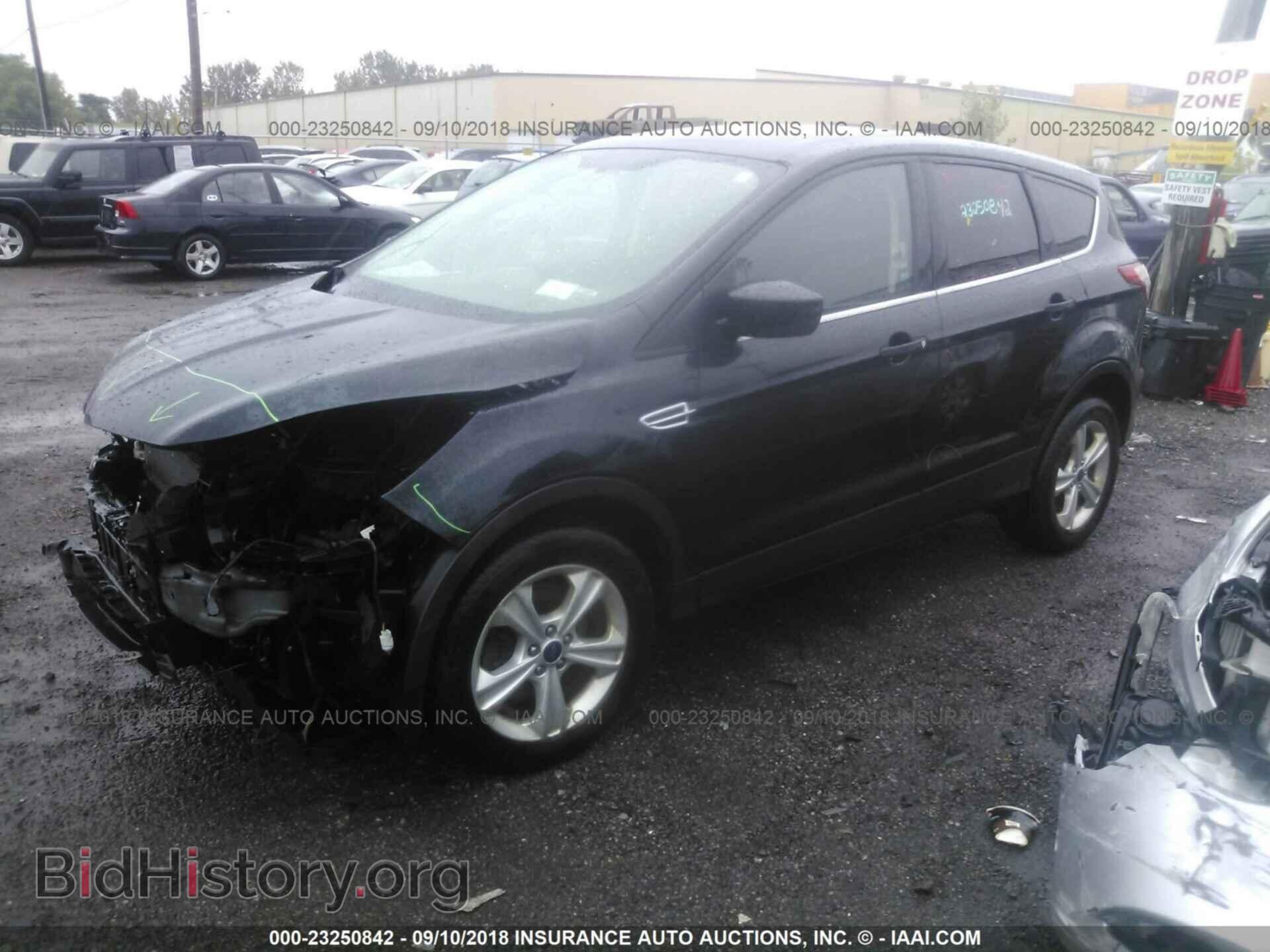 2014 Ford Escape - VIN: 1FMCU9GX4EUC35893 - Photo 2