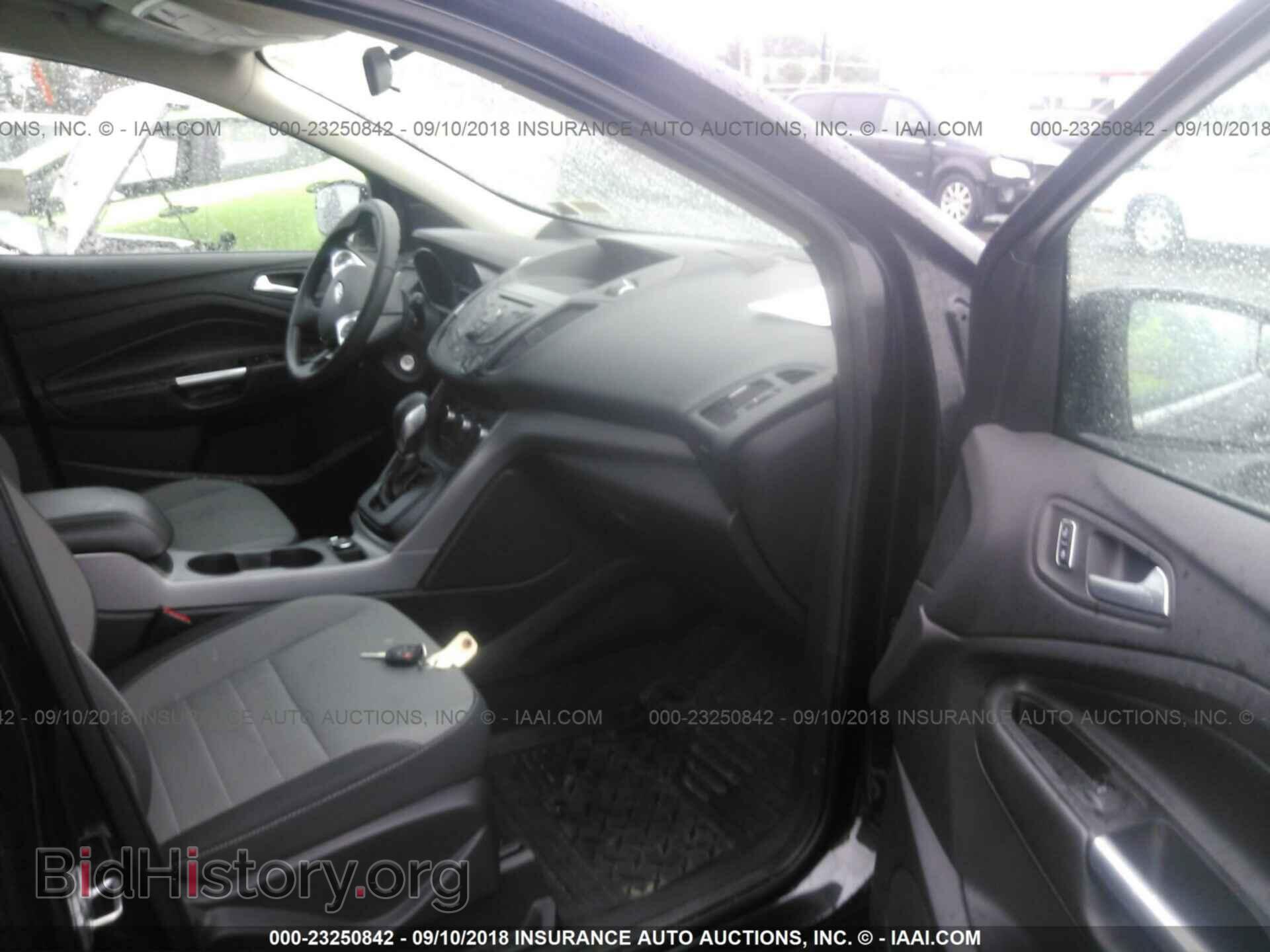 2014 Ford Escape - VIN: 1FMCU9GX4EUC35893 - Photo 5