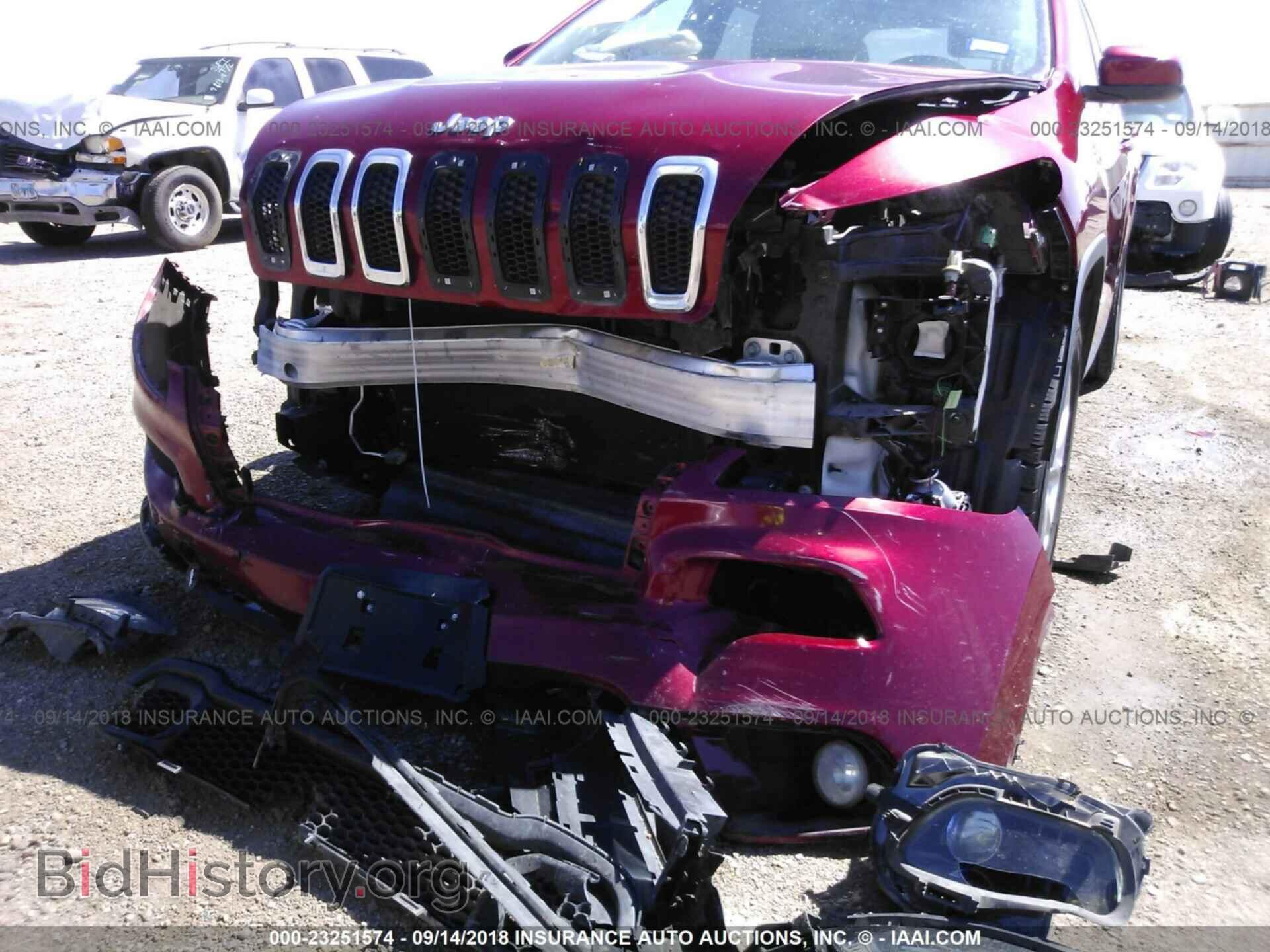 2014 Jeep Cherokee - VIN: 1C4PJMCB3EW242124 - Фото 6