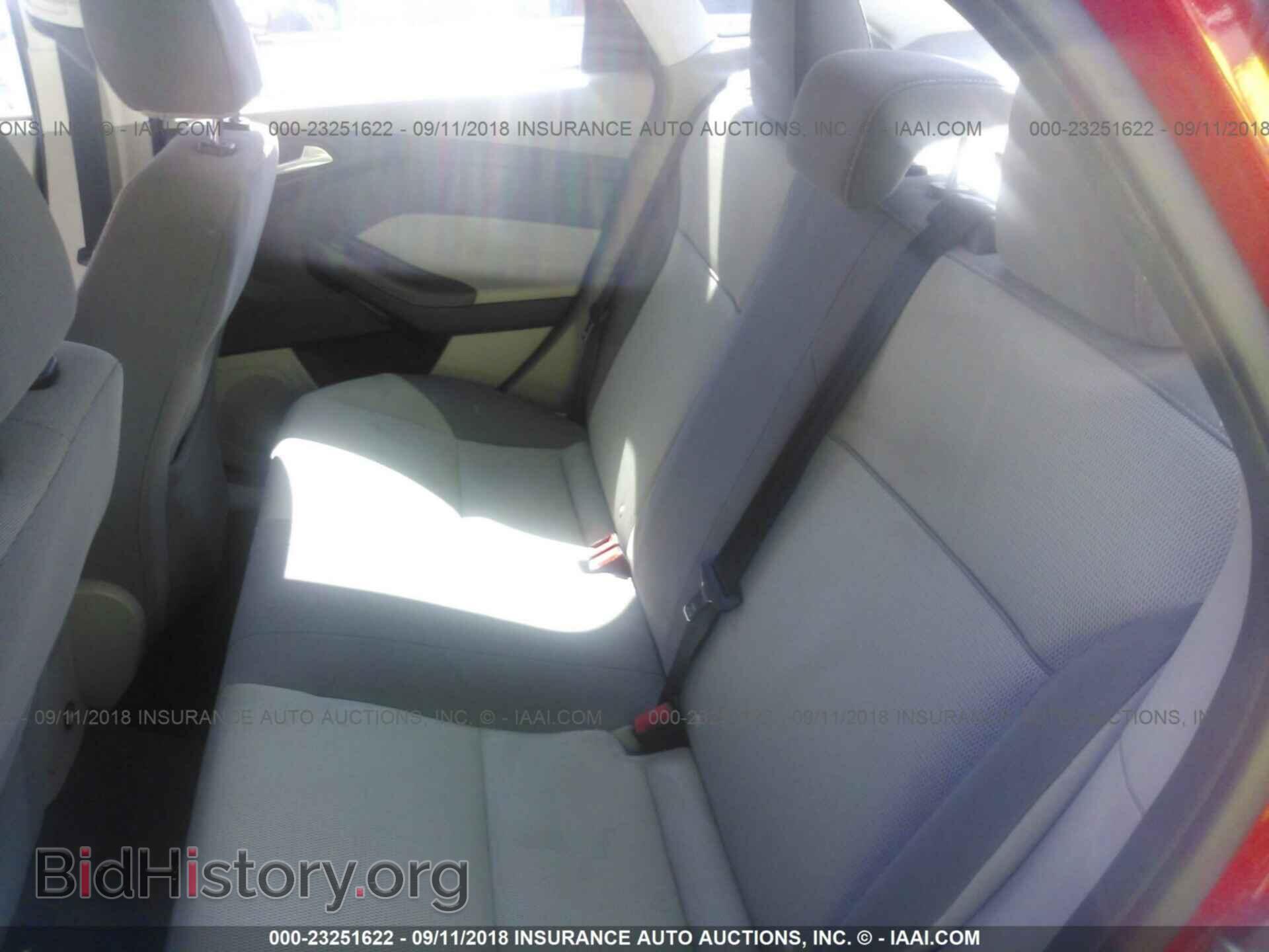 2014 Ford Focus - VIN: 1FADP3F24EL197399 - Photo 8