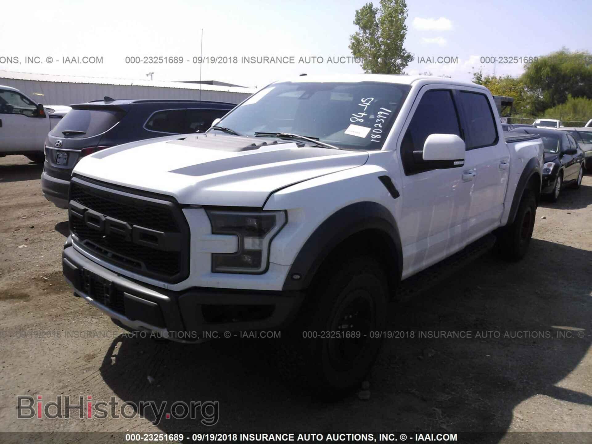 2018 Ford F150 - VIN: 1FTFW1RG1JFA05334 - Фото 2
