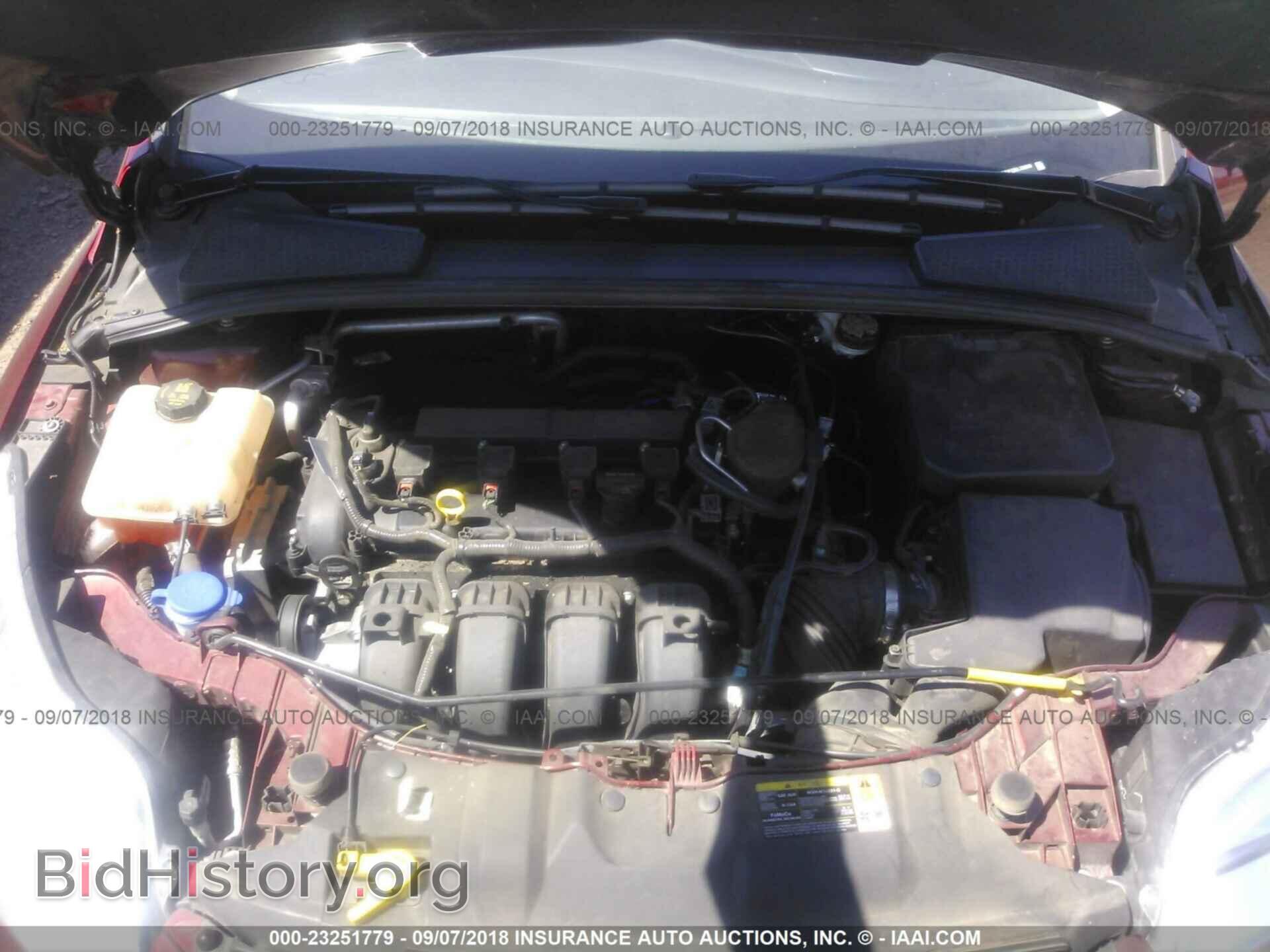 2014 Ford Focus - VIN: 1FADP3F2XEL132086 - Photo 10