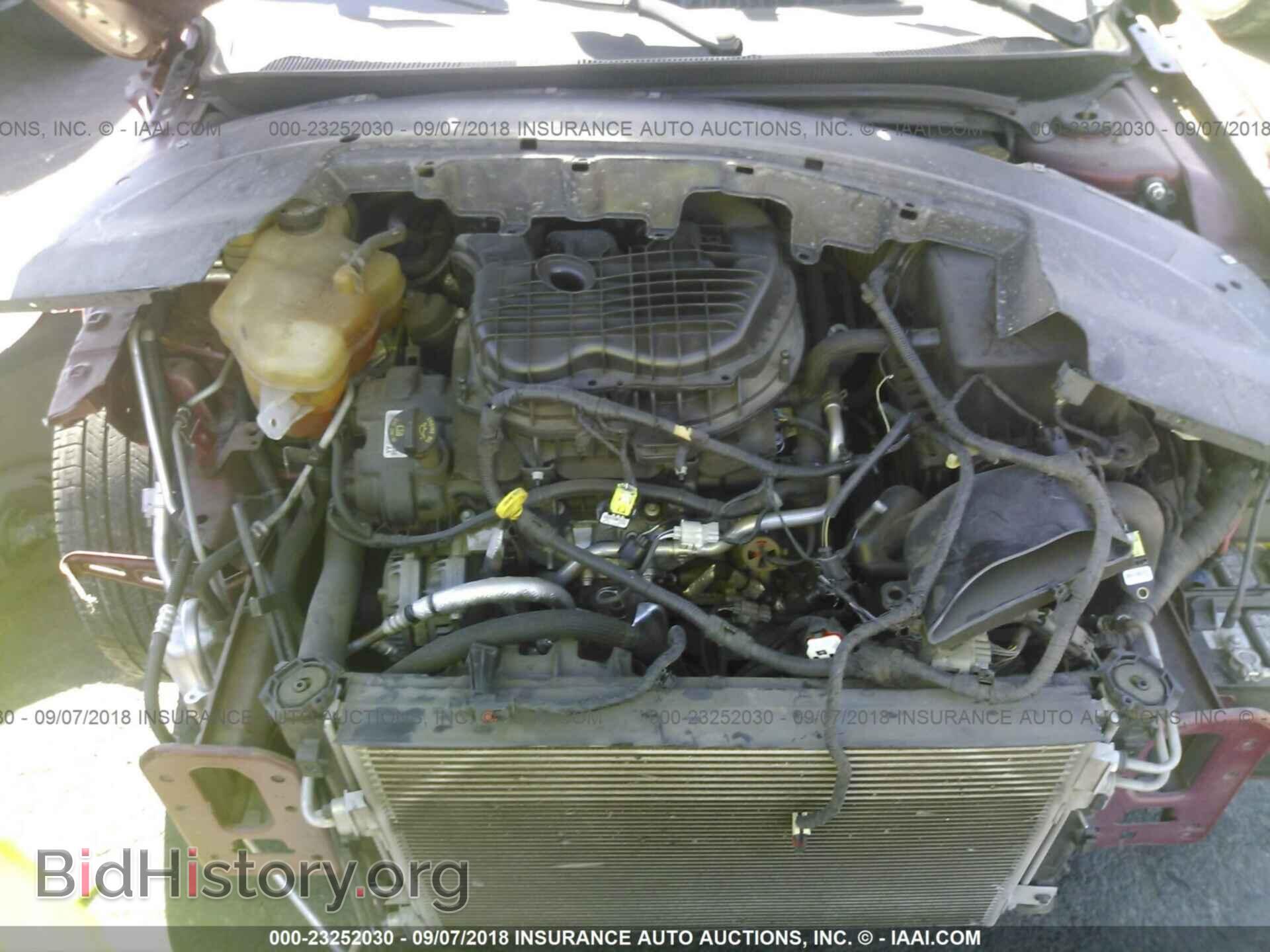 2011 Chrysler 200 - VIN: 1C3BC2FG2BN601968 - Фото 10