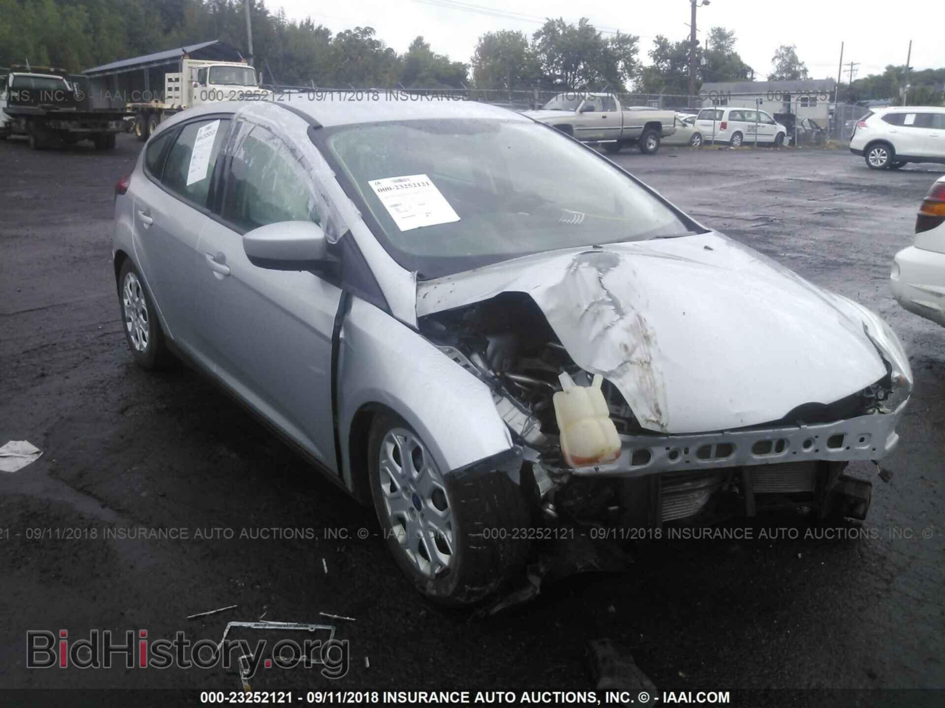 Photo 1FAHP3K25CL187596 - Ford Focus 2012