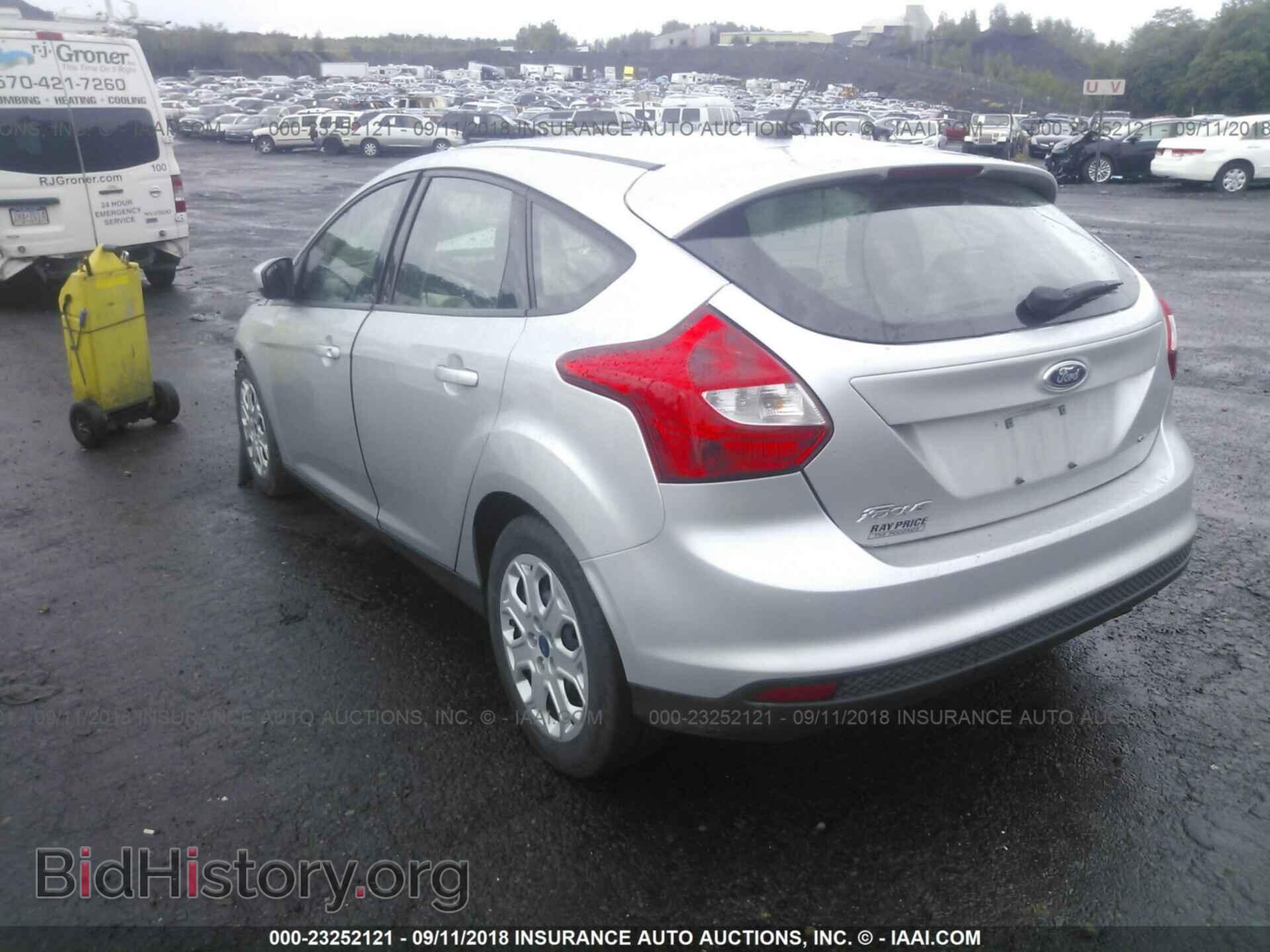 2012 Ford Focus - VIN: 1FAHP3K25CL187596 - Фото 3