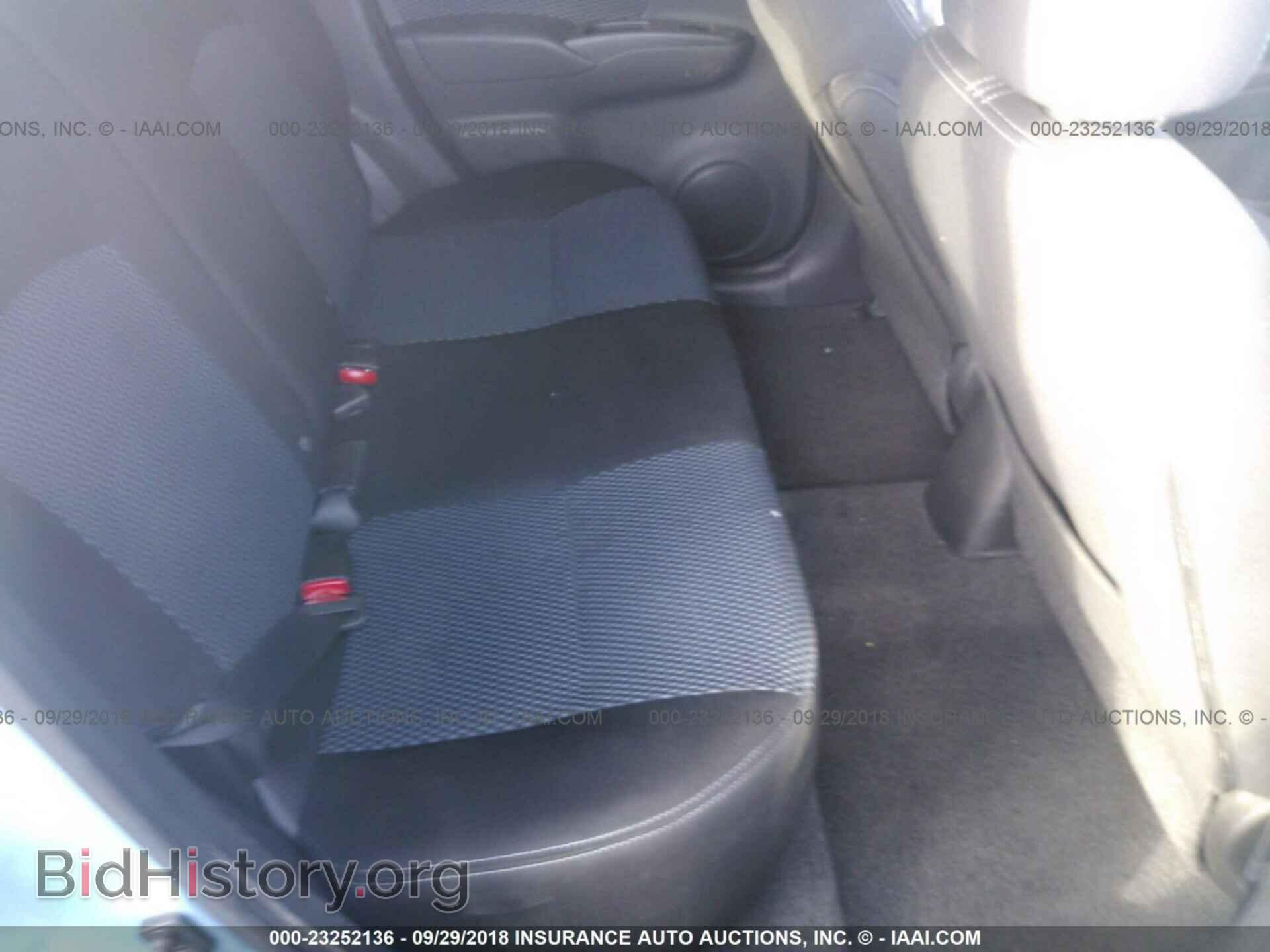 2015 Nissan Versa note - VIN: 3N1CE2CP1FL388566 - Photo 8
