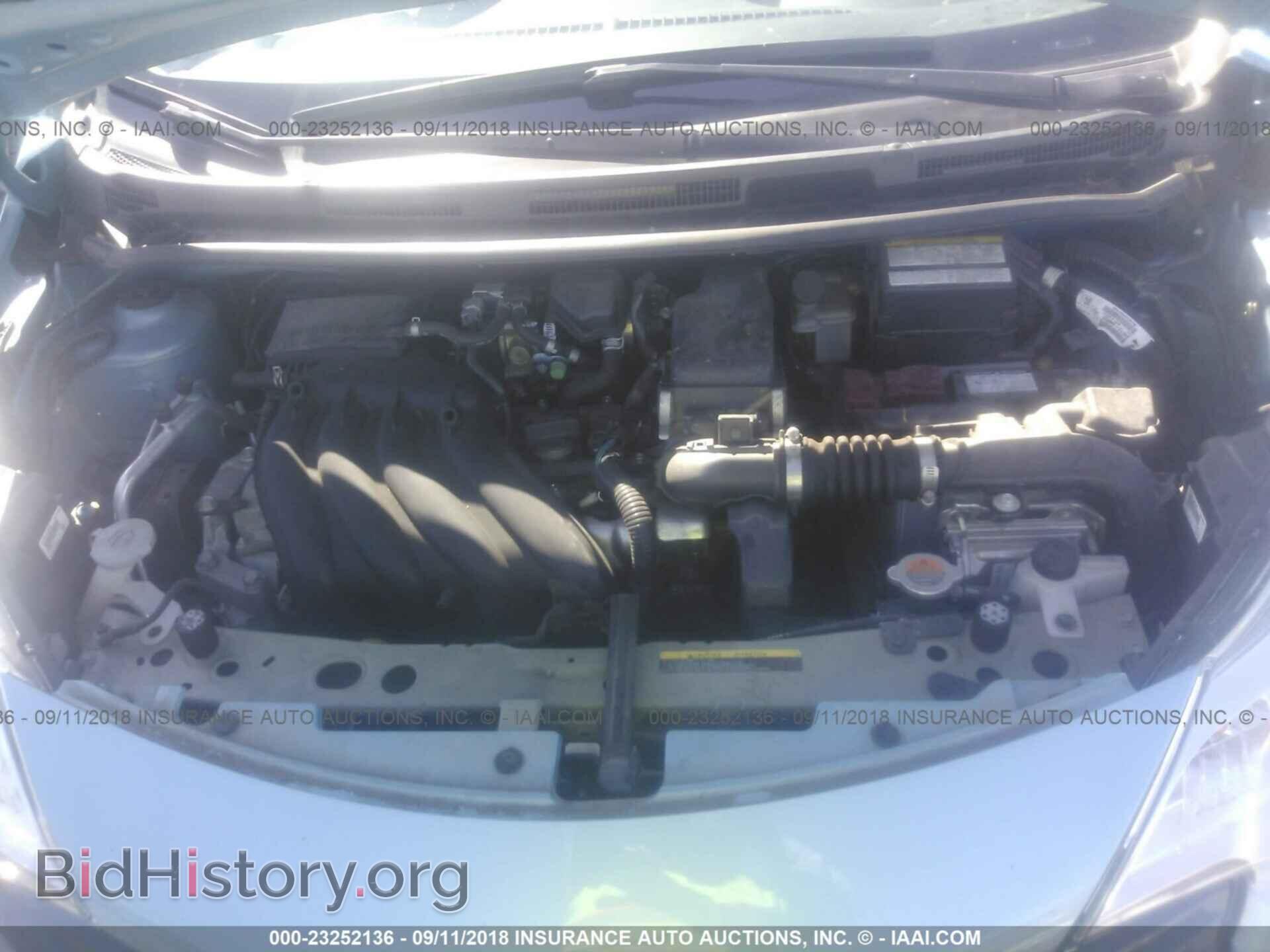 2015 Nissan Versa note - VIN: 3N1CE2CP1FL388566 - Photo 10