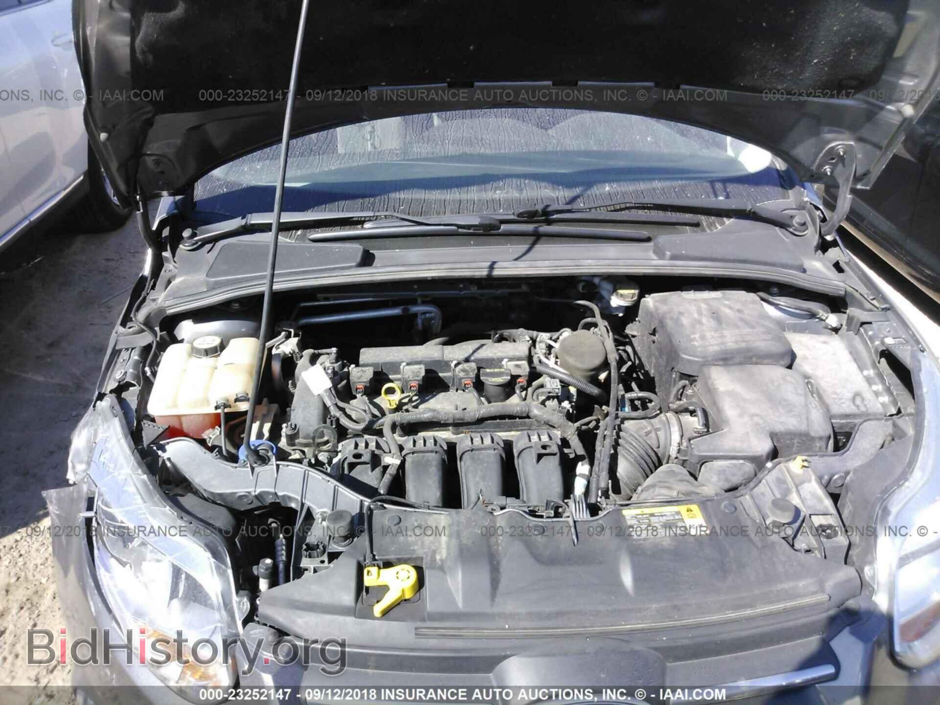 2013 Ford Focus - VIN: 1FADP3F22DL205305 - Photo 10