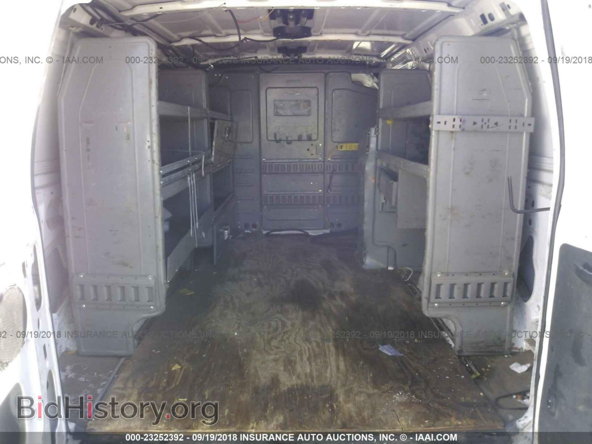 2011 Ford Econoline - VIN: 1FTNE1EW0BDA34249 - Photo 8