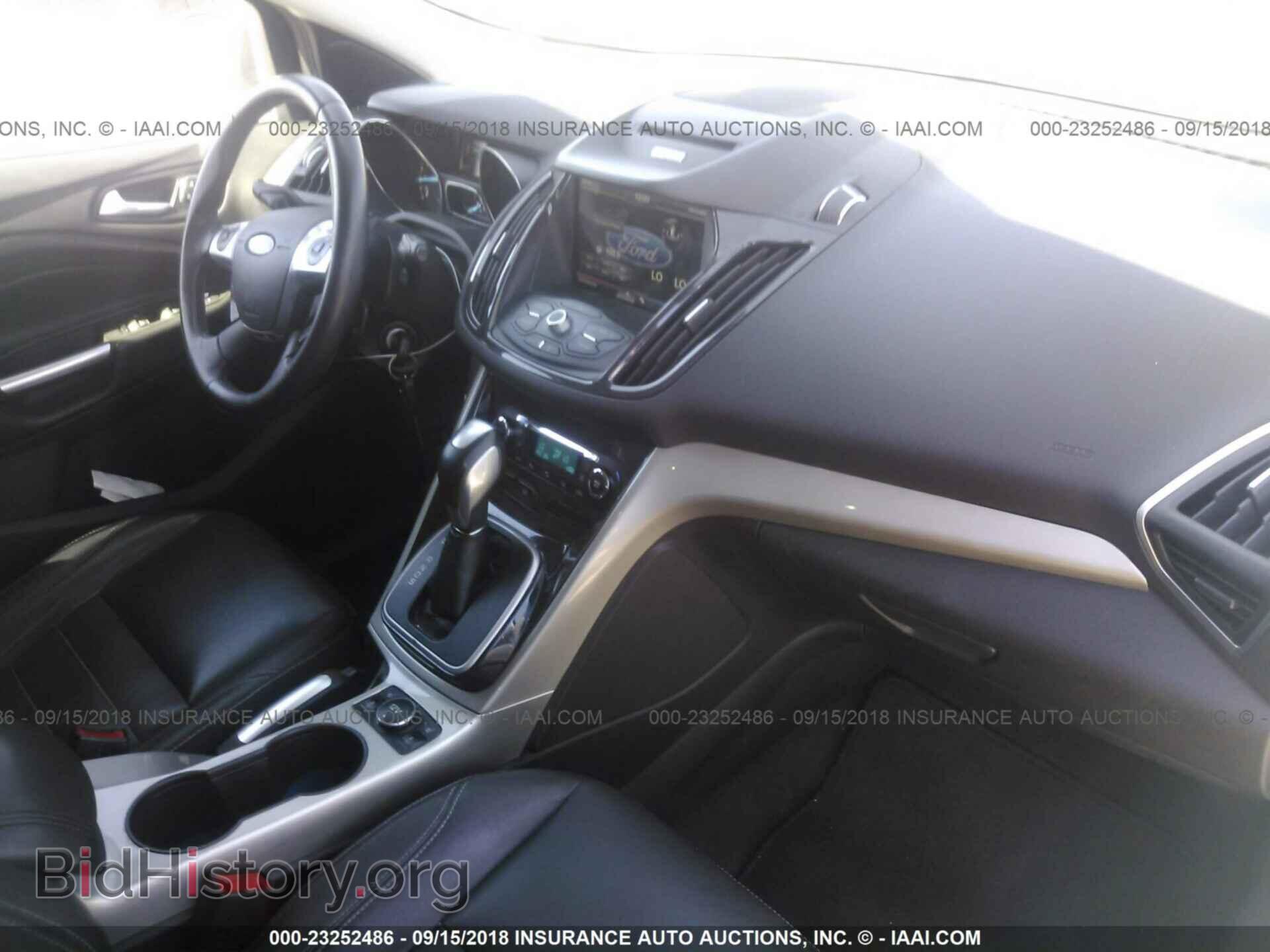 2013 Ford Escape - VIN: 1FMCU9H96DUA21325 - Фото 5