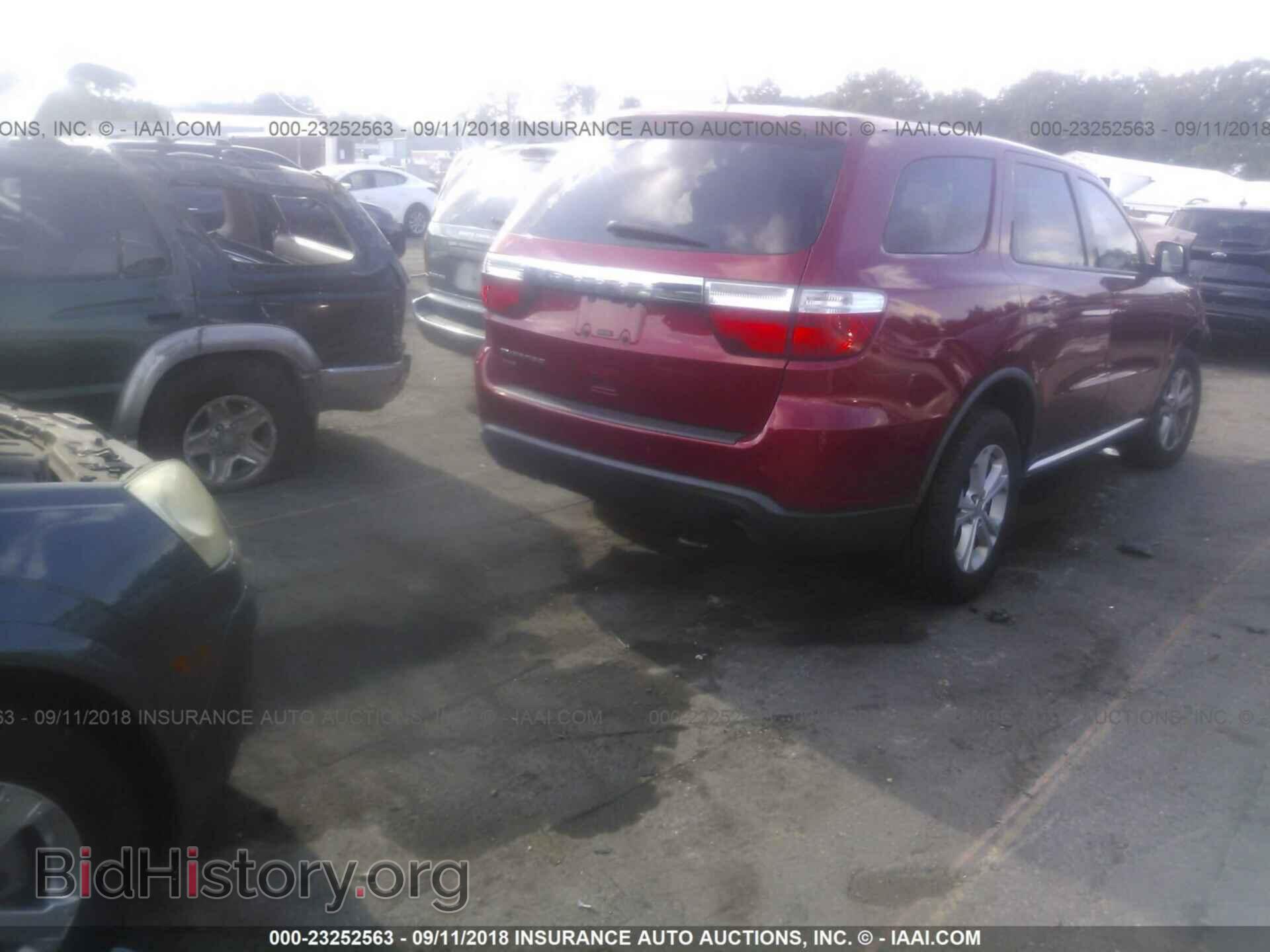 2011 Dodge Durango - VIN: 1D4RE2GGXBC616090 - Photo 4