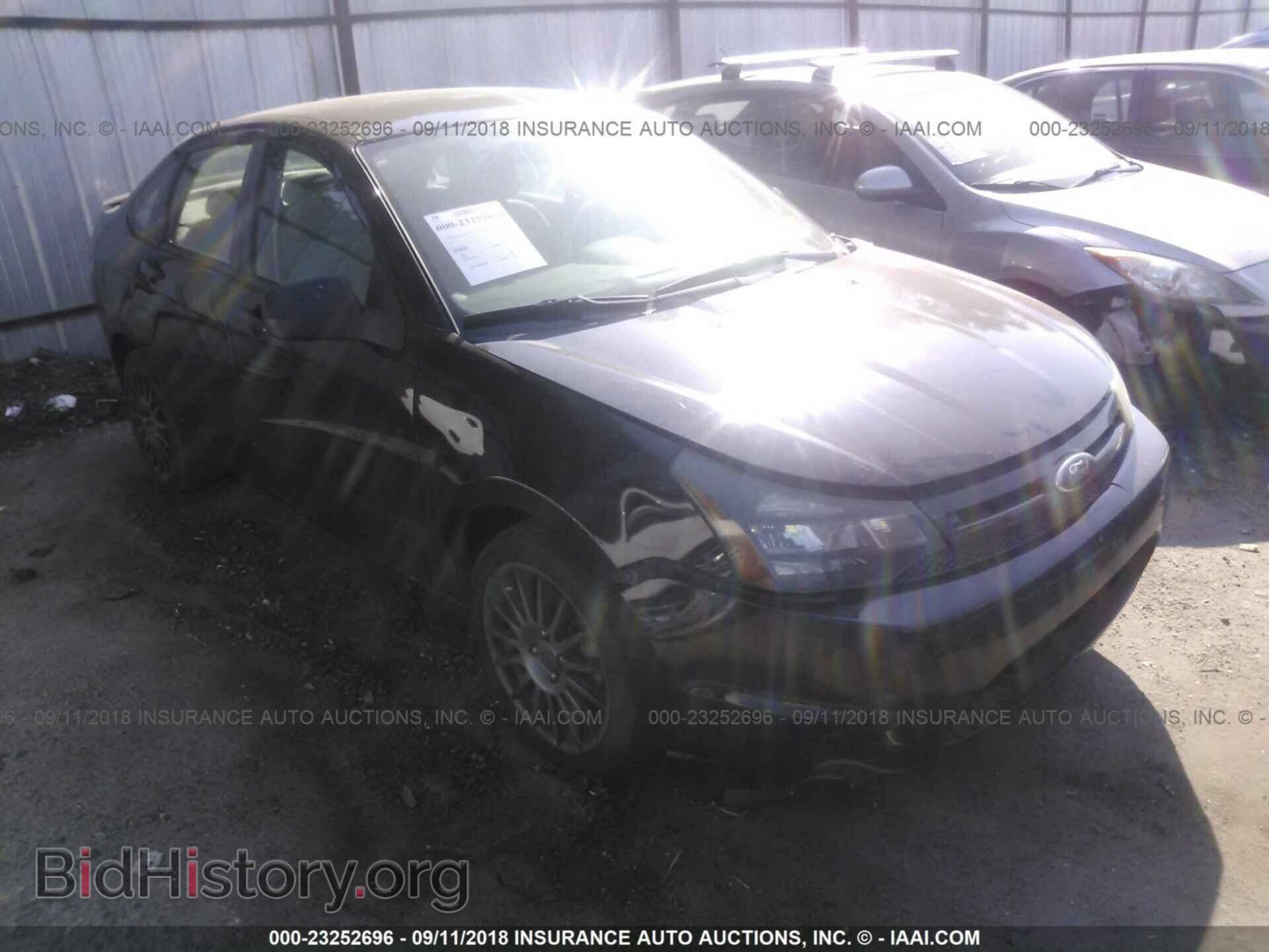 Photo 1FAHP3GN9BW160420 - Ford Focus 2011