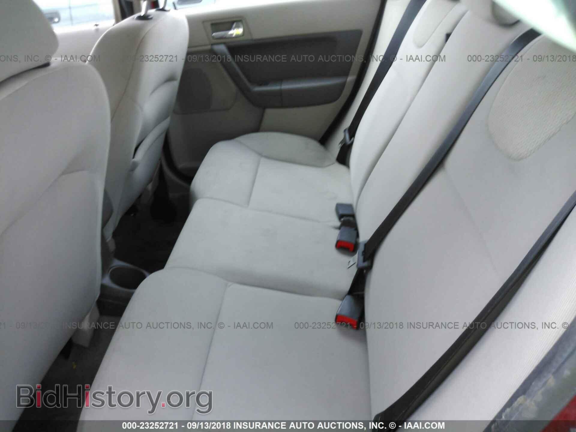 2009 FORD FOCUS - VIN: 1FAHP36N59W268996 - Фото 8