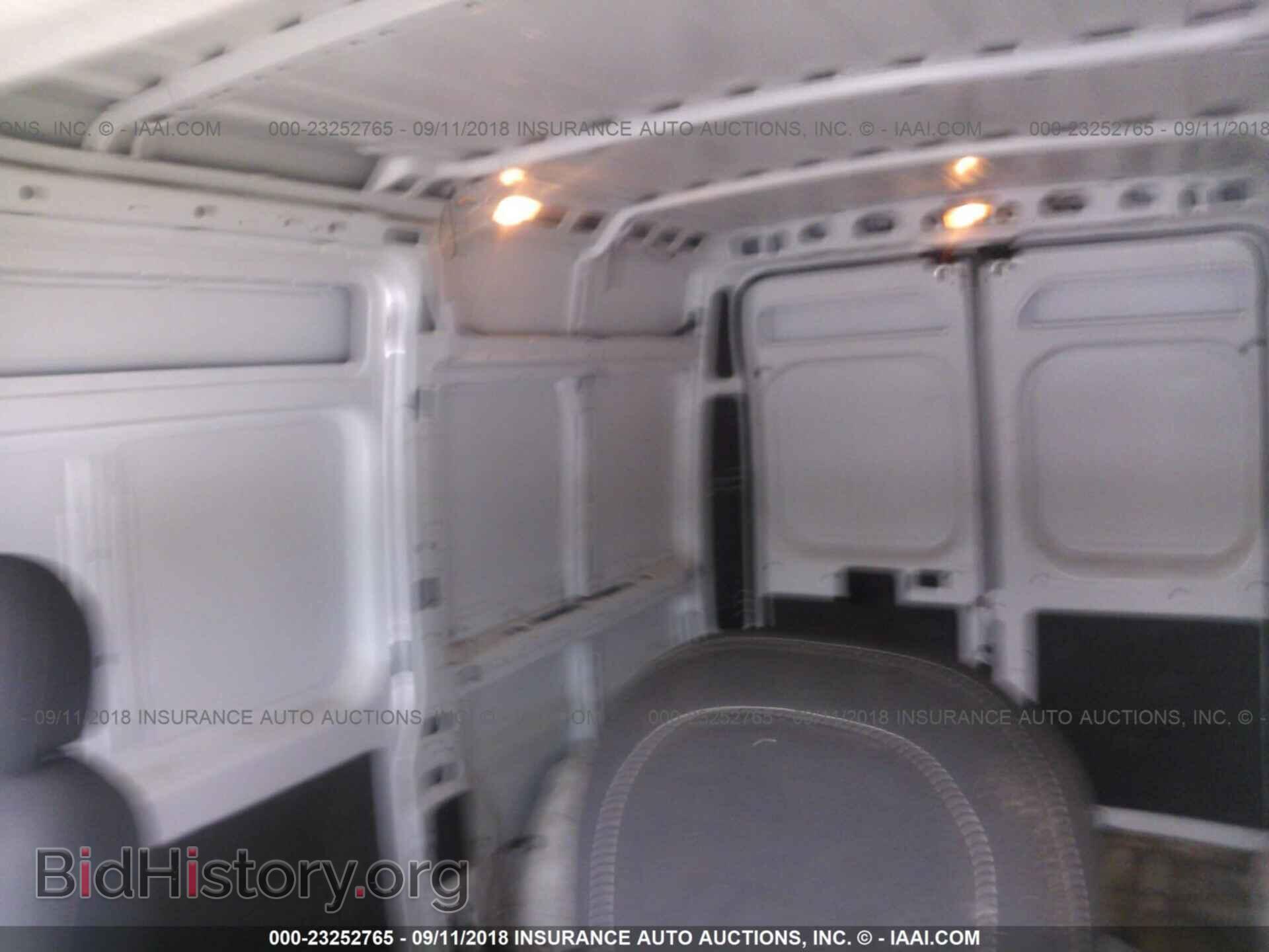2014 Ram Promaster 2500 - VIN: 3C6TRVCD9EE130170 - Фото 8