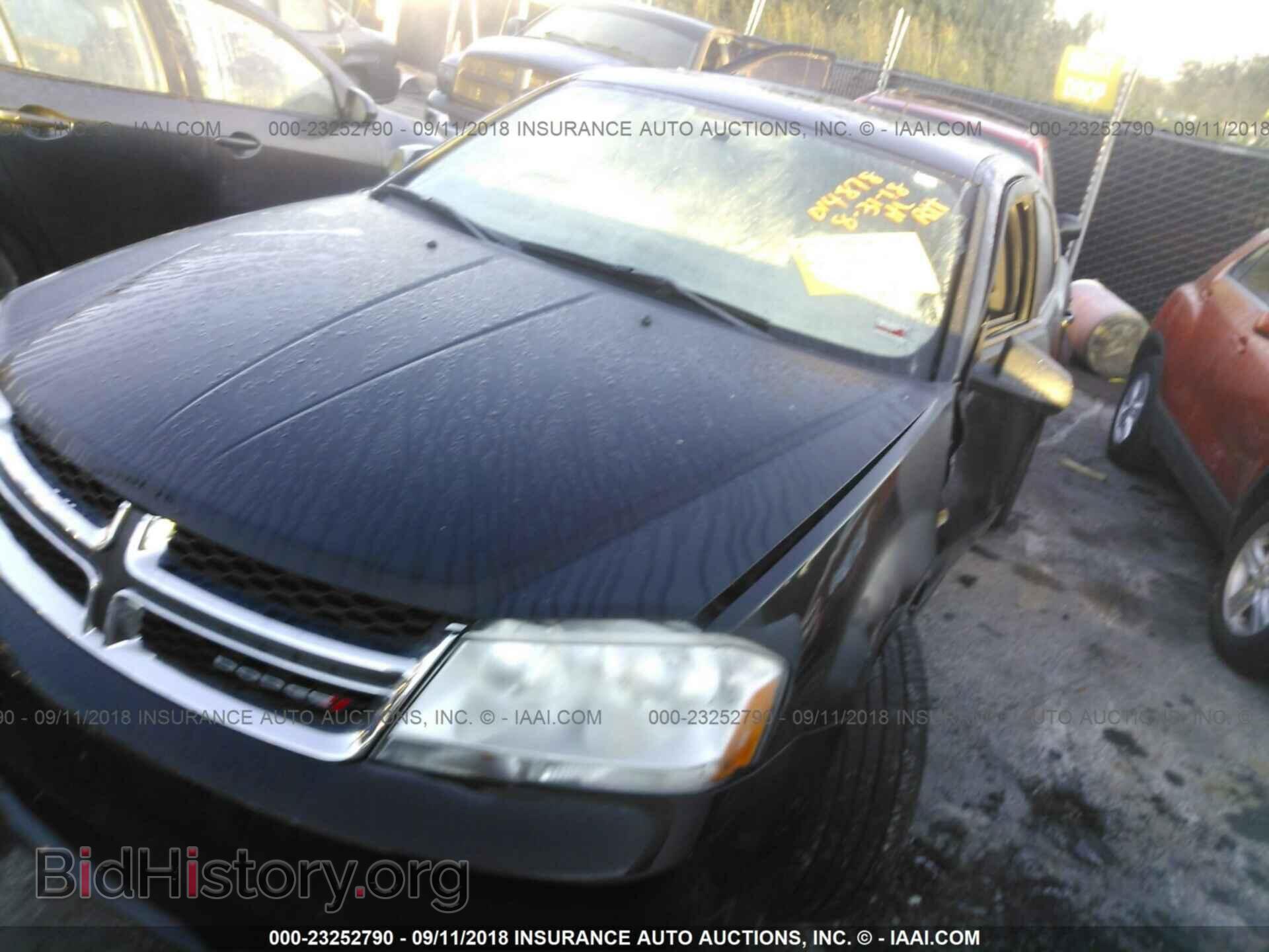 2013 Dodge Avenger - VIN: 1C3CDZAB7DN610433 - Фото 2