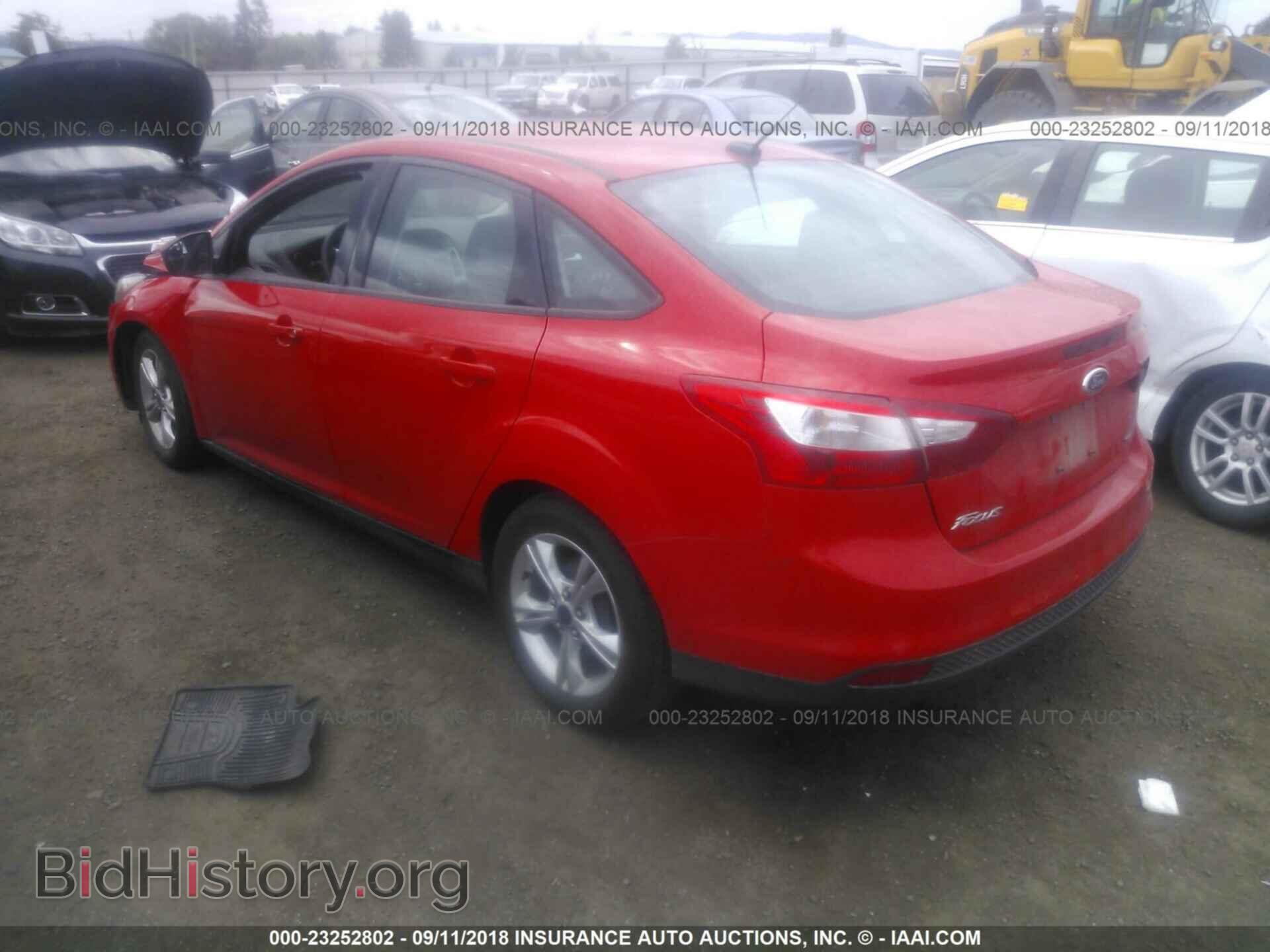 2014 Ford Focus - VIN: 1FADP3F27EL186266 - Photo 3