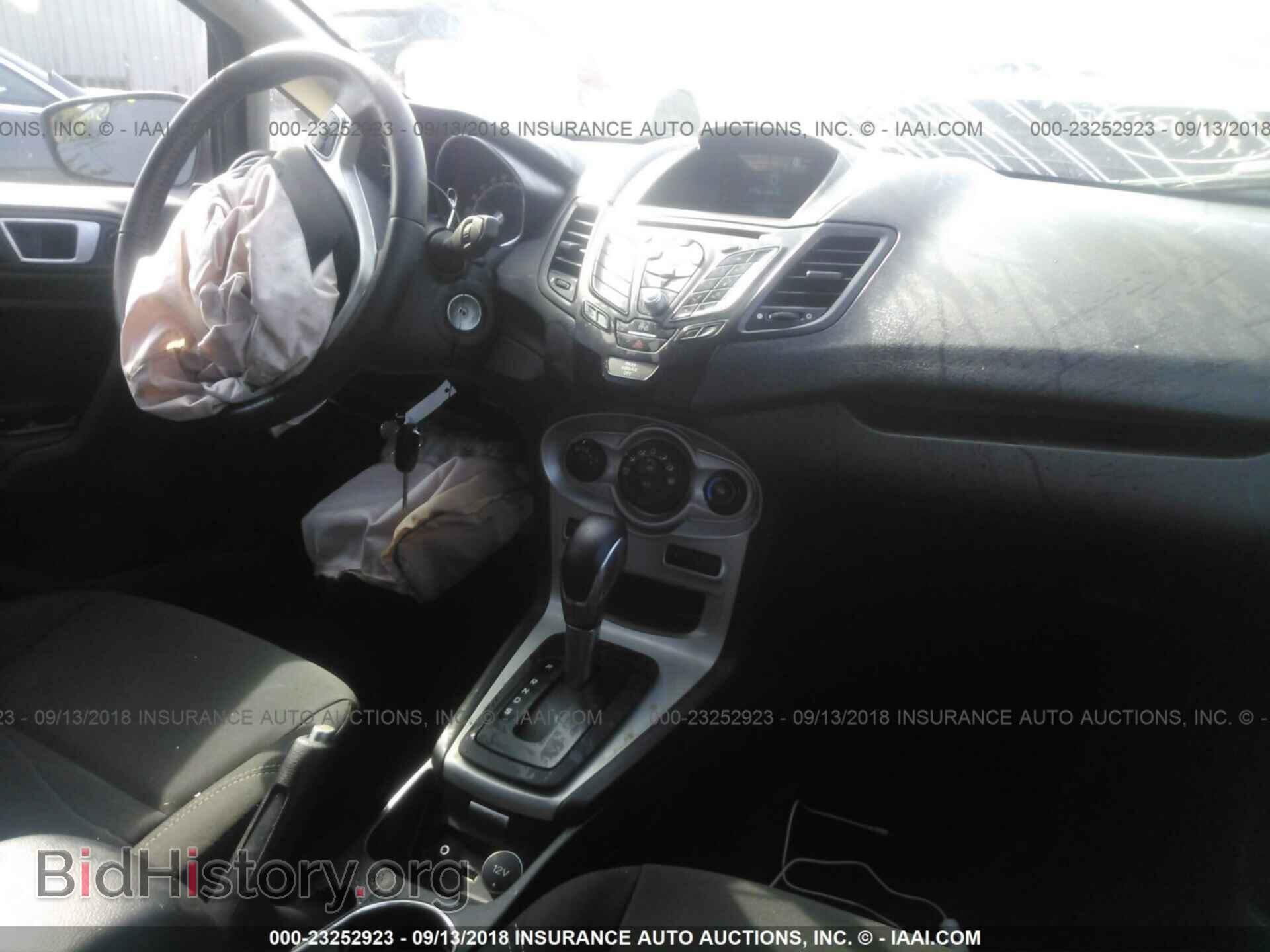 2015 Ford Fiesta - VIN: 3FADP4EJXFM218609 - Фото 5