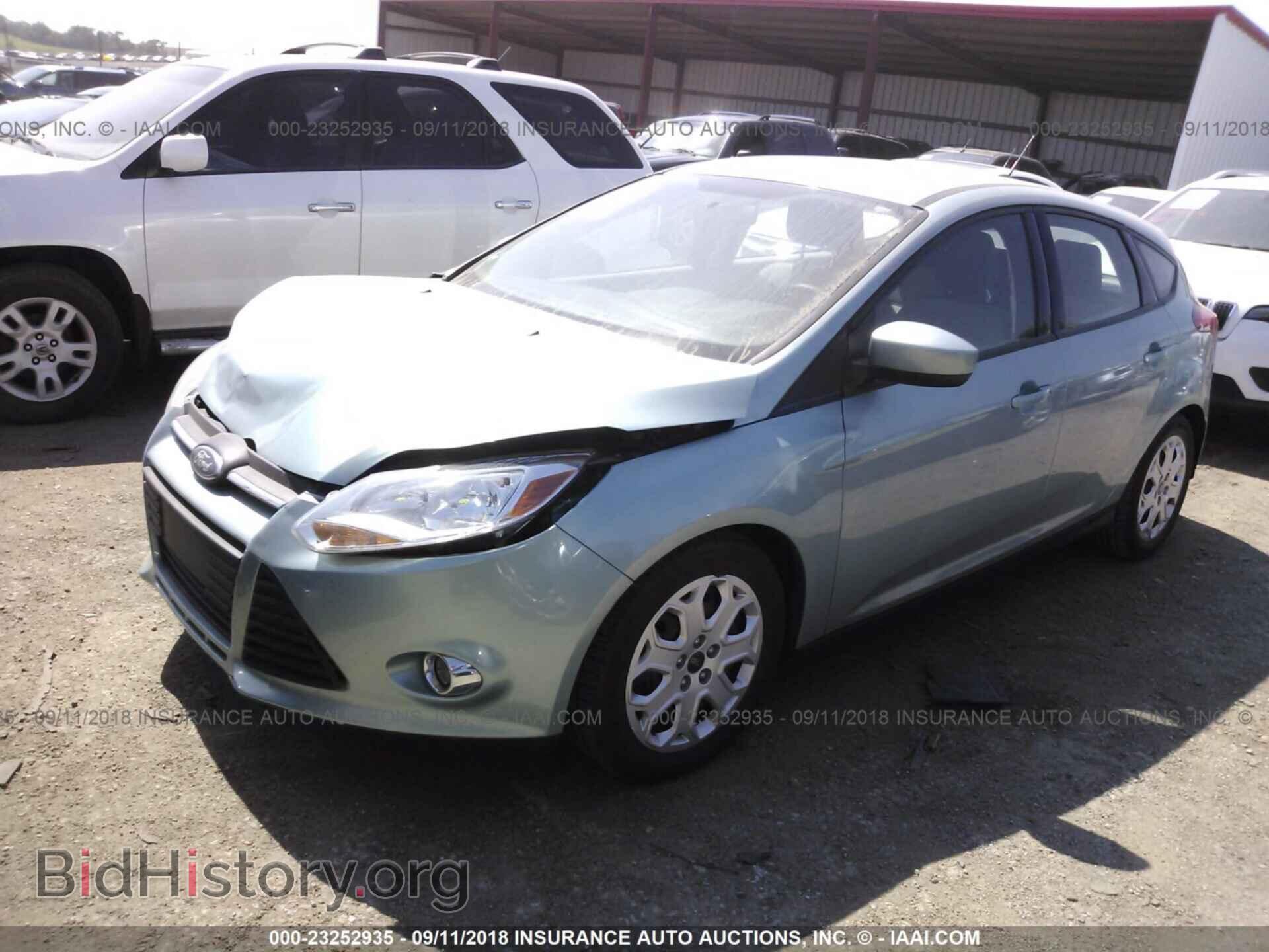 2012 Ford Focus - VIN: 1FAHP3K23CL377297 - Photo 2