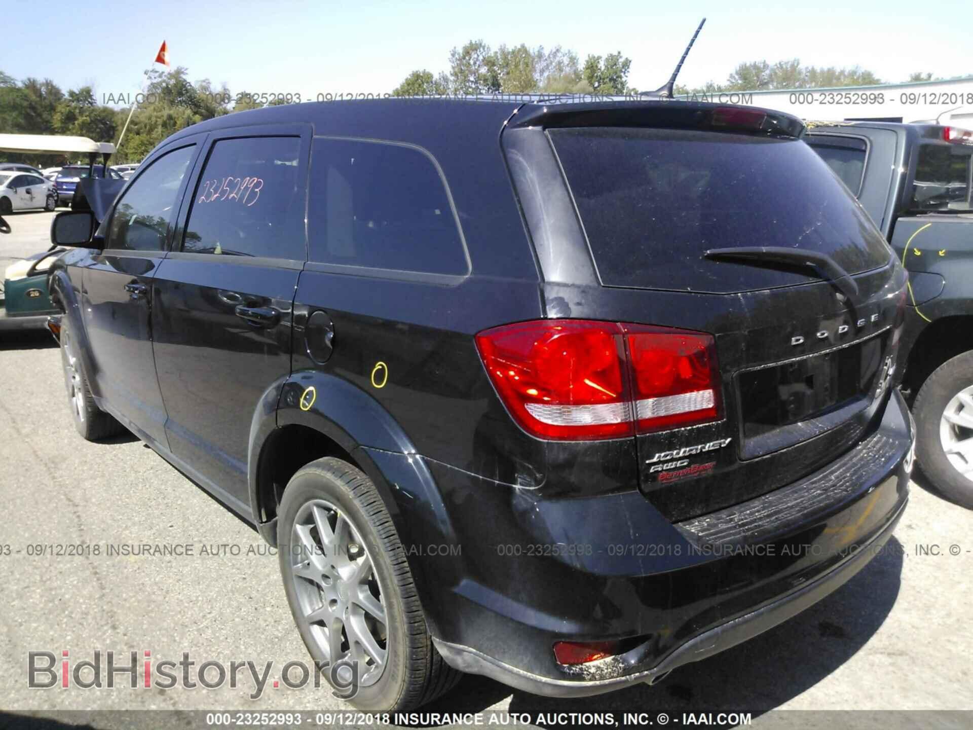 2015 Dodge Journey - VIN: 3C4PDDEG5FT688864 - Photo 3