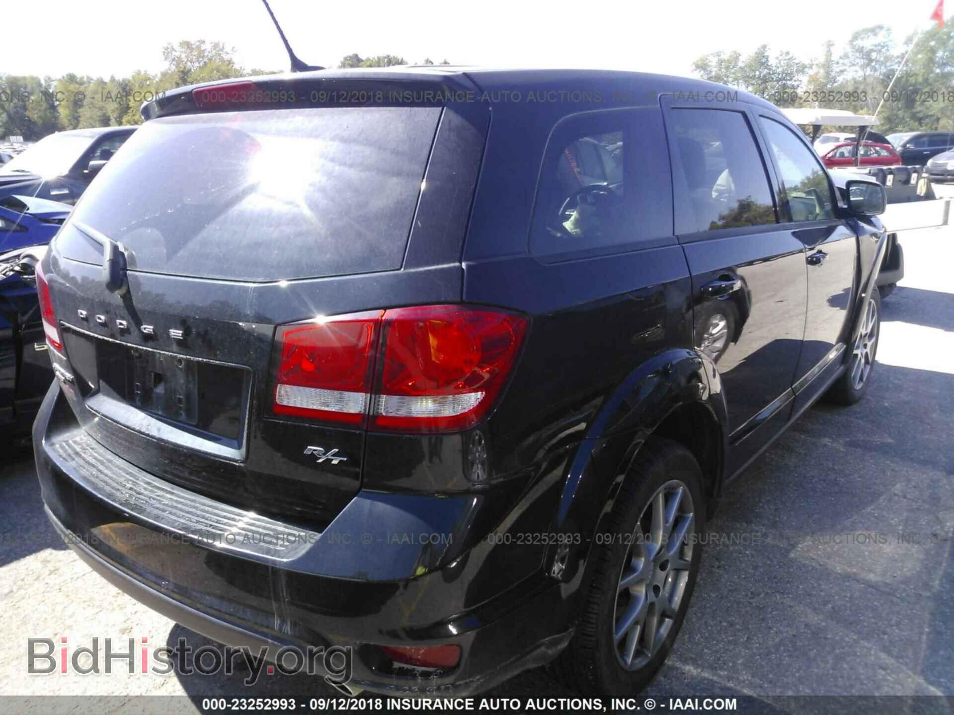 2015 Dodge Journey - VIN: 3C4PDDEG5FT688864 - Photo 4
