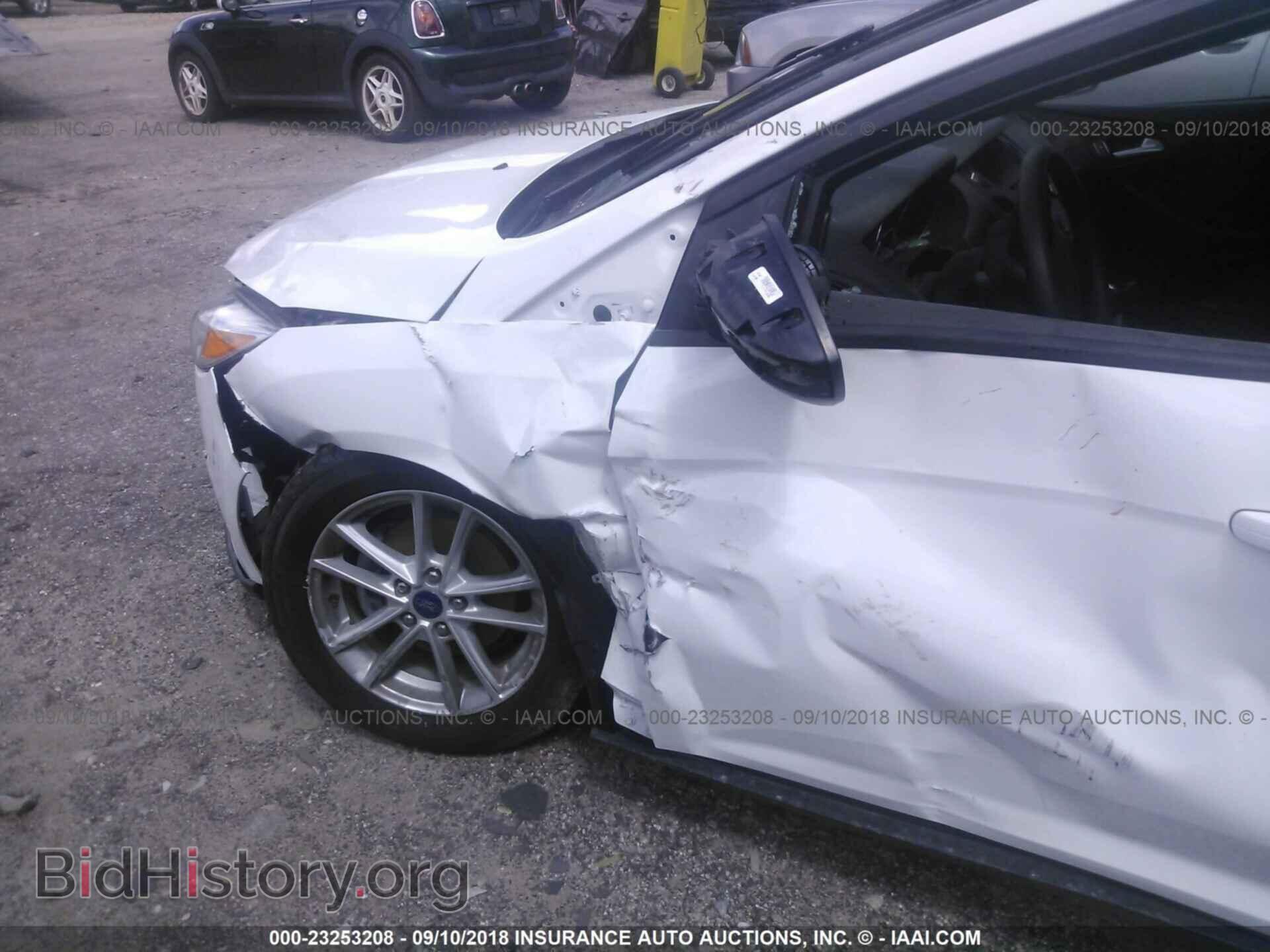 2016 Ford Focus - VIN: 1FADP3F22GL290389 - Фото 6