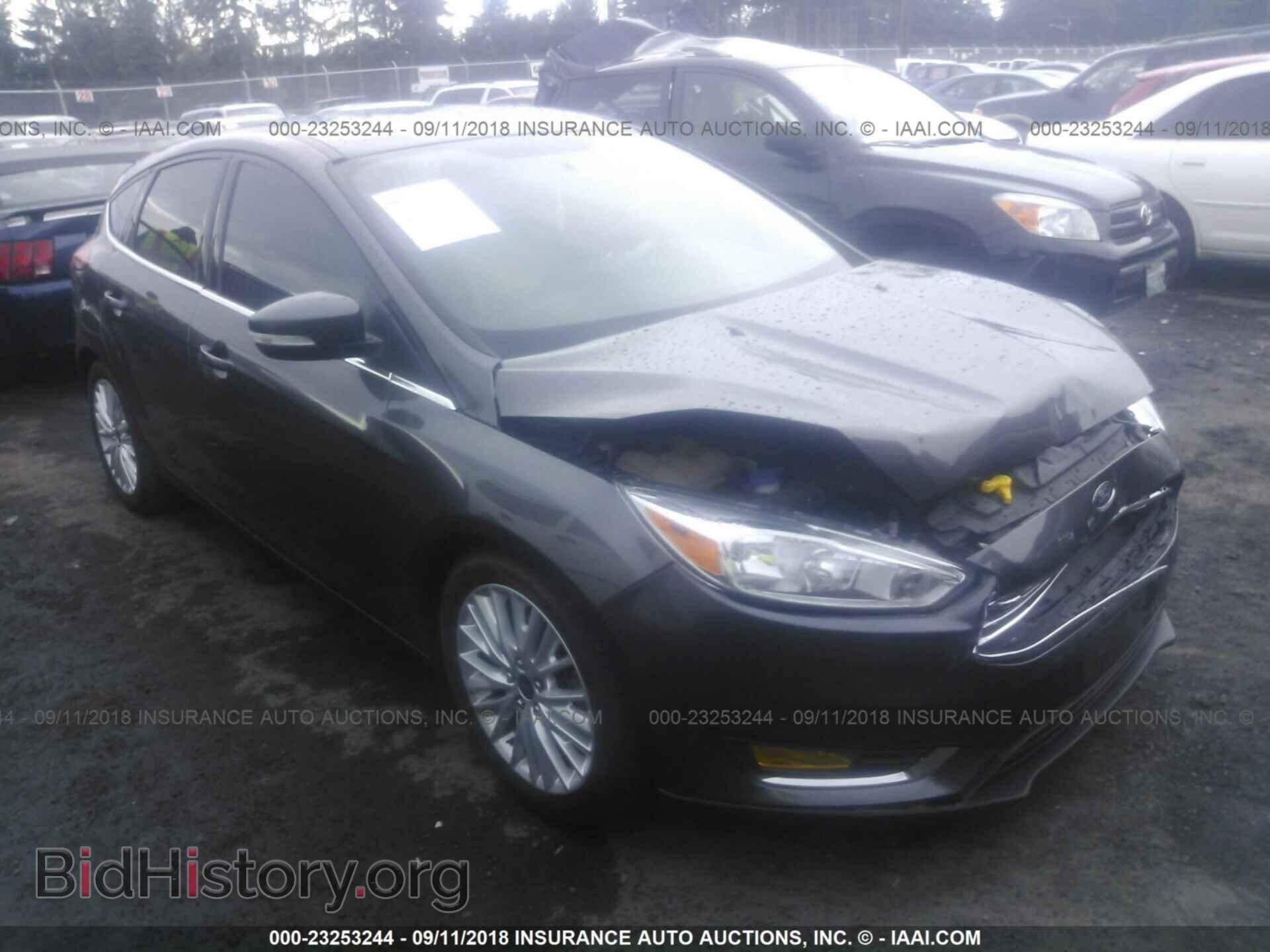 Photo 1FADP3N29GL271792 - Ford Focus 2016